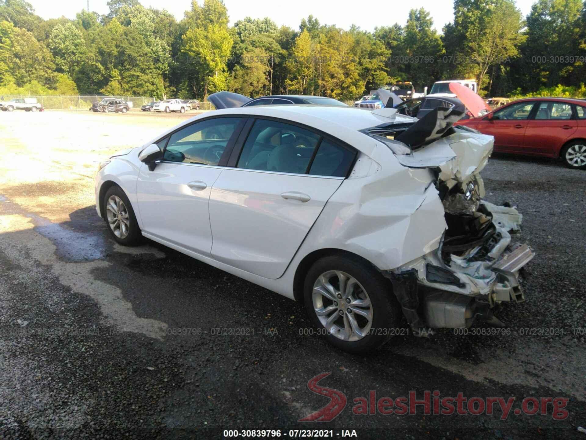 1G1BE5SM2K7121915 2019 CHEVROLET CRUZE