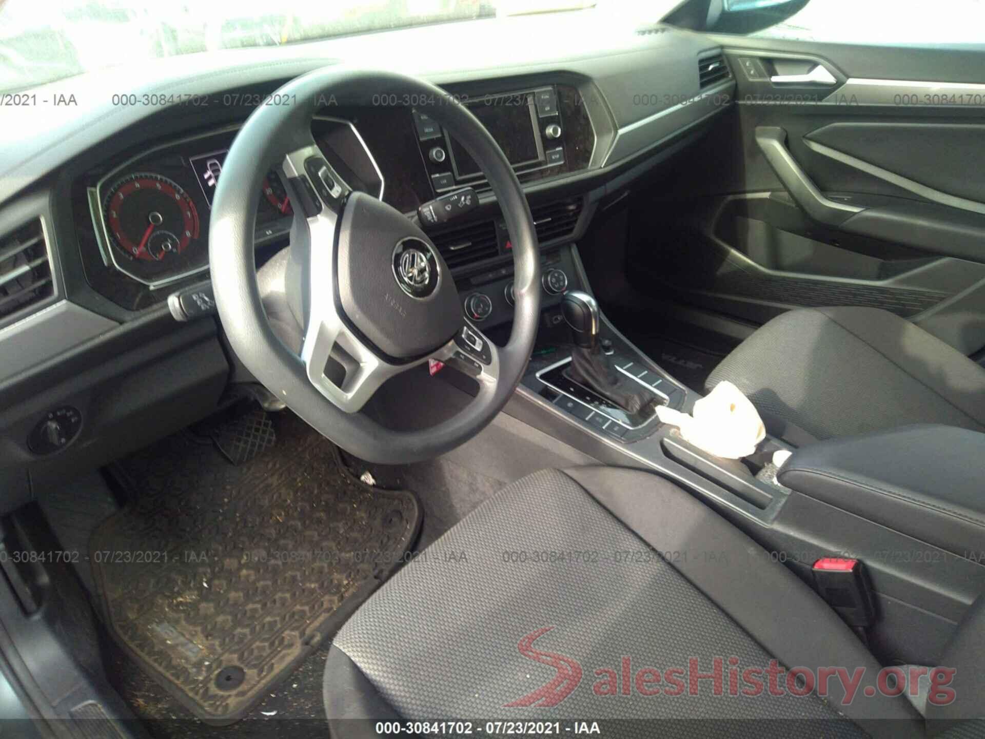 3VWC57BU3KM135493 2019 VOLKSWAGEN JETTA