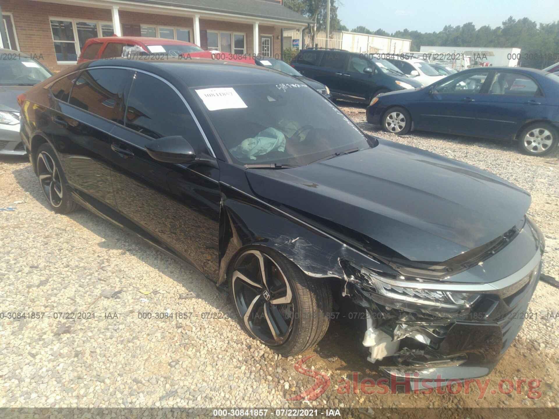 1HGCV1F36JA061355 2018 HONDA ACCORD SEDAN