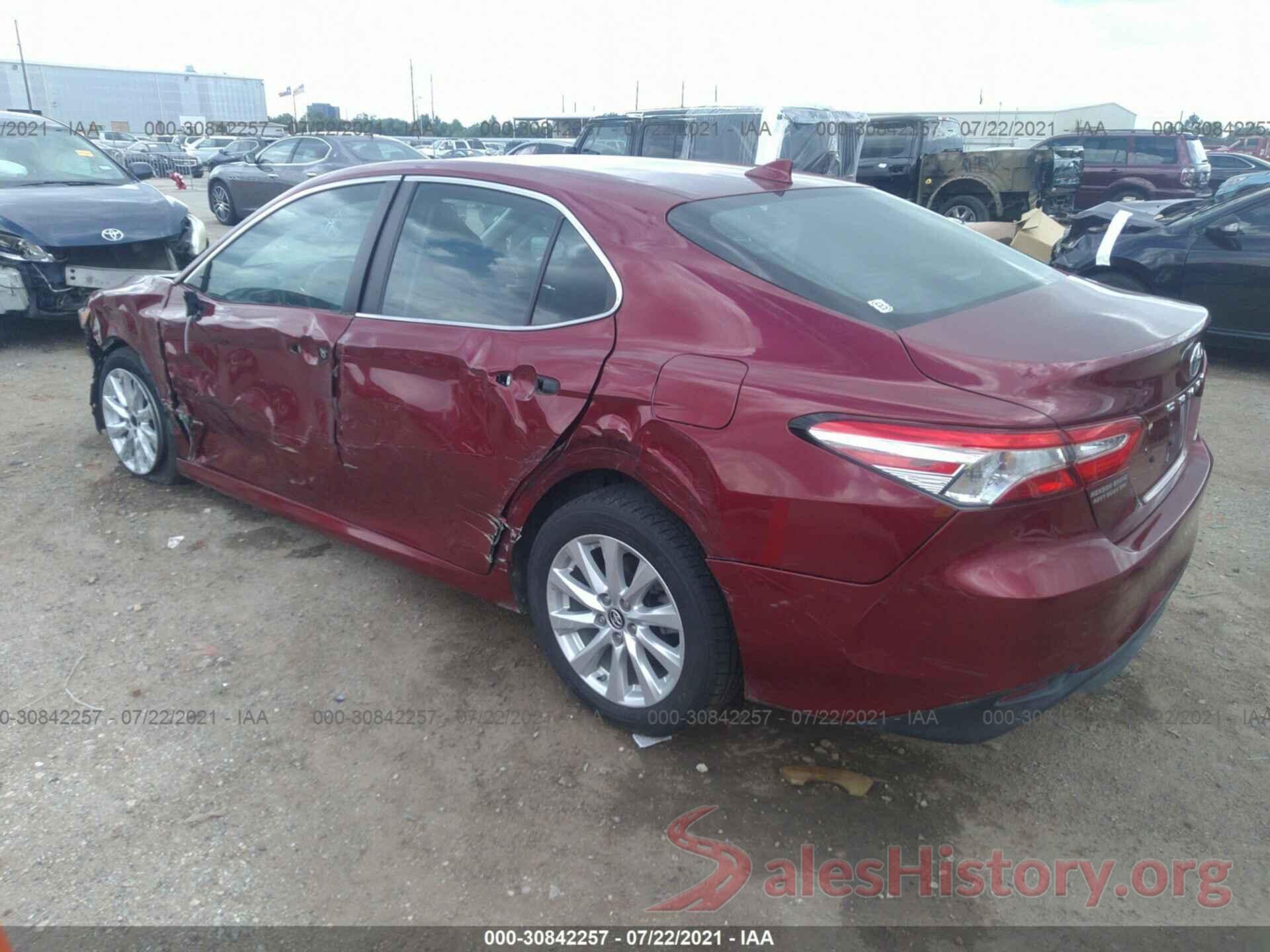 4T1B11HK6KU744579 2019 TOYOTA CAMRY