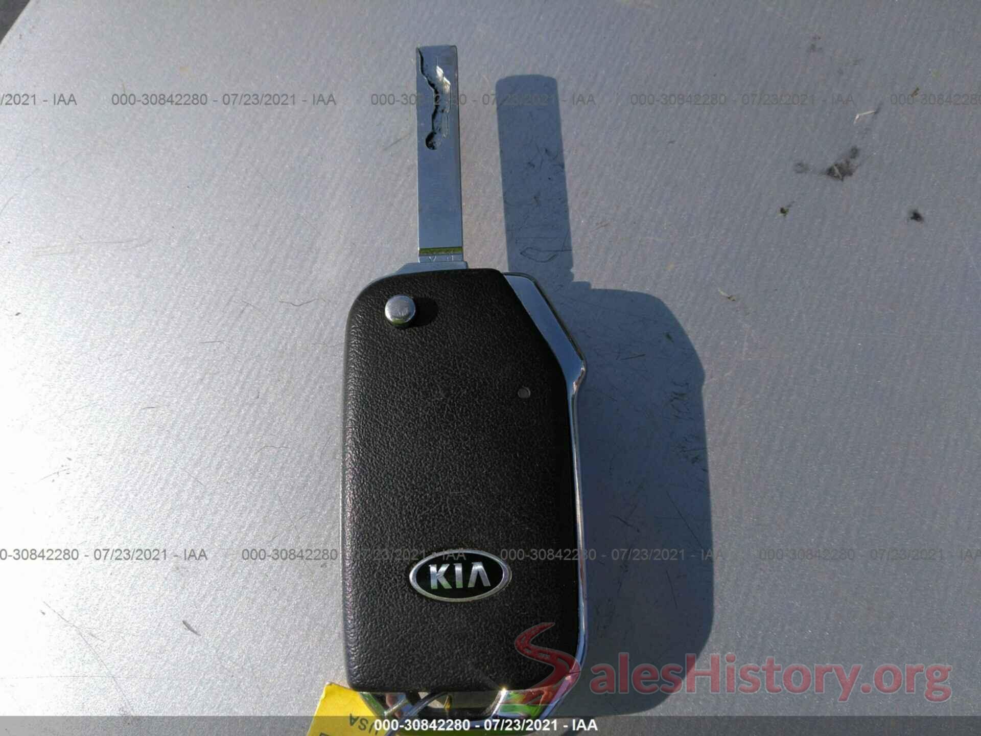 3KPF24AD8KE132351 2019 KIA FORTE