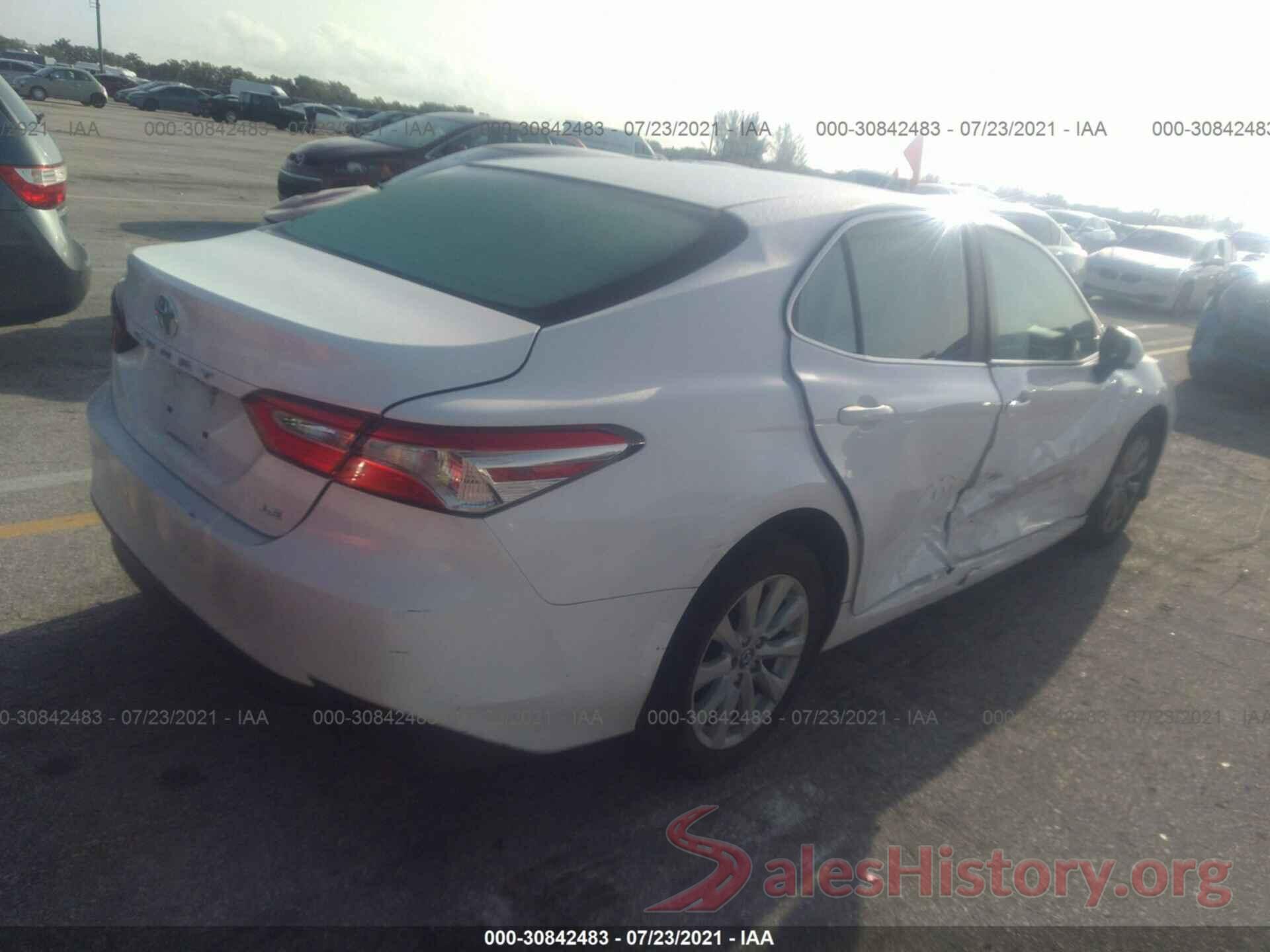 4T1B11HK1JU590622 2018 TOYOTA CAMRY