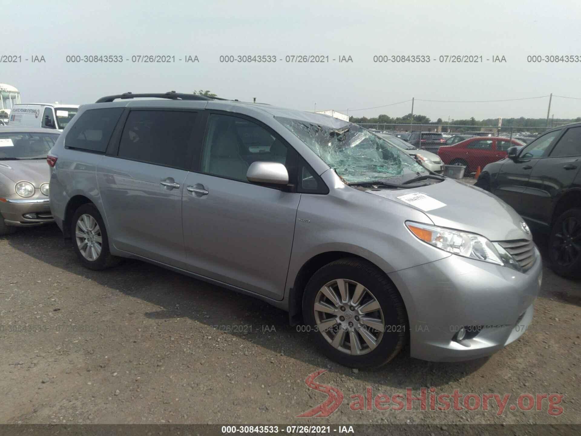 5TDDZ3DC5HS186754 2017 TOYOTA SIENNA