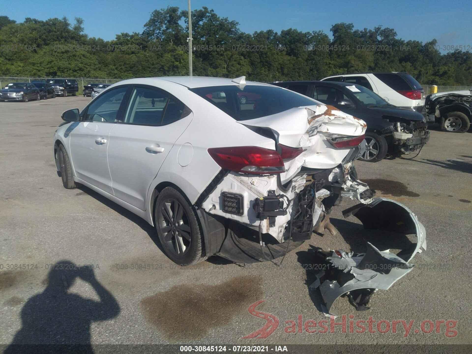 5NPD84LF8HH121892 2017 HYUNDAI ELANTRA