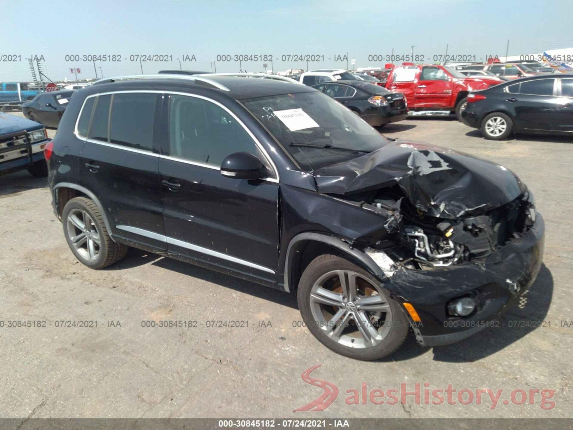 WVGTV7AX2HK030633 2017 VOLKSWAGEN TIGUAN