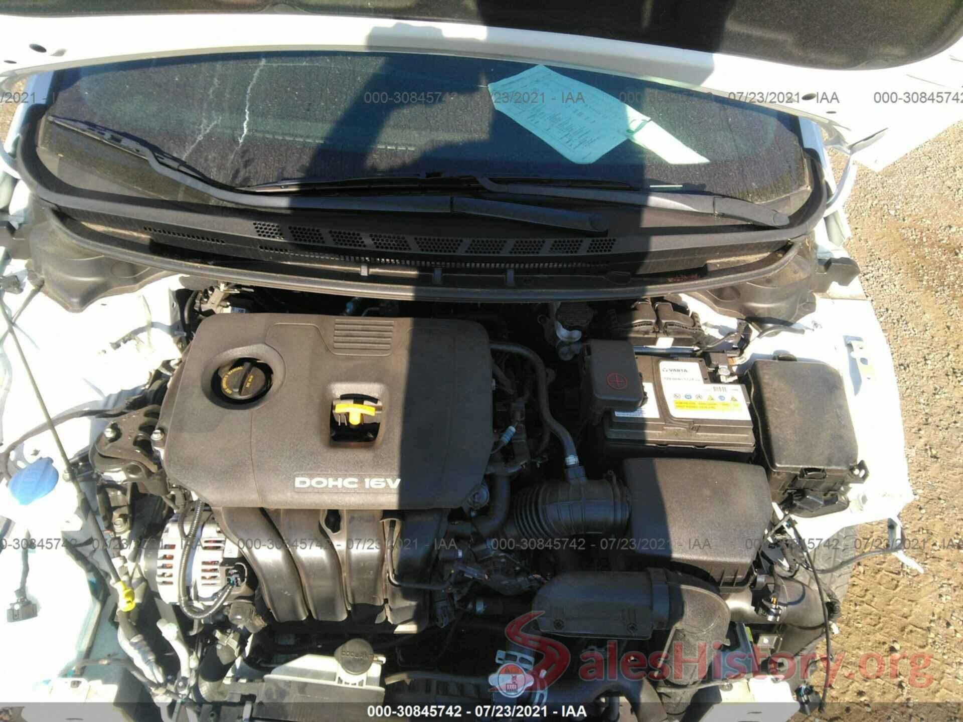 3KPFK4A72JE265776 2018 KIA FORTE