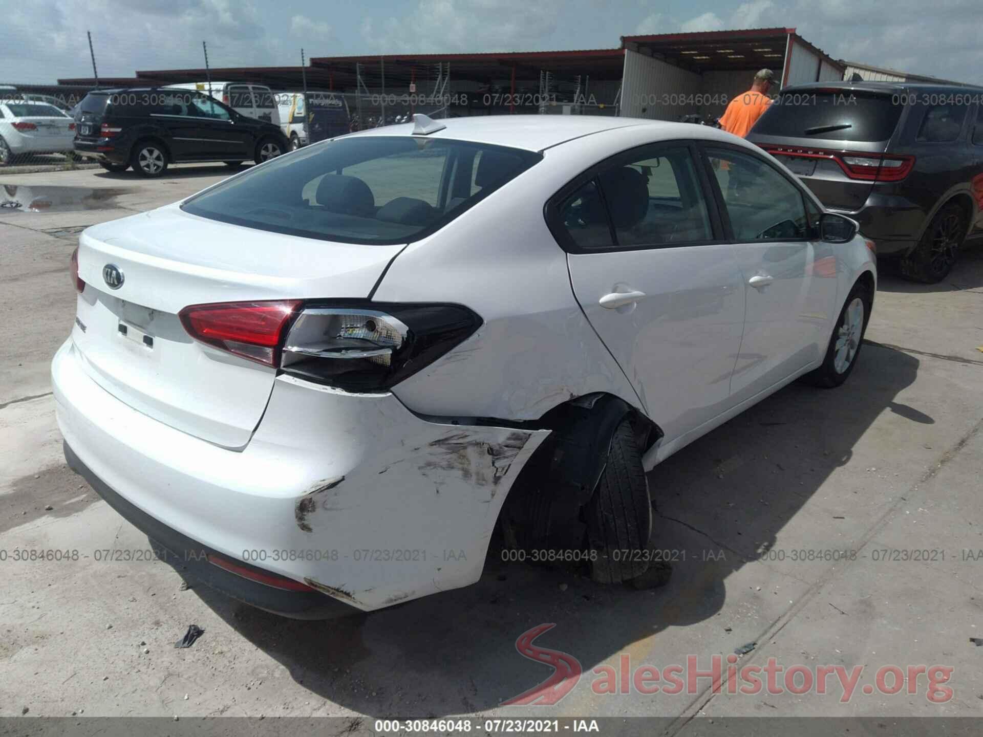 3KPFL4A77HE117419 2017 KIA FORTE