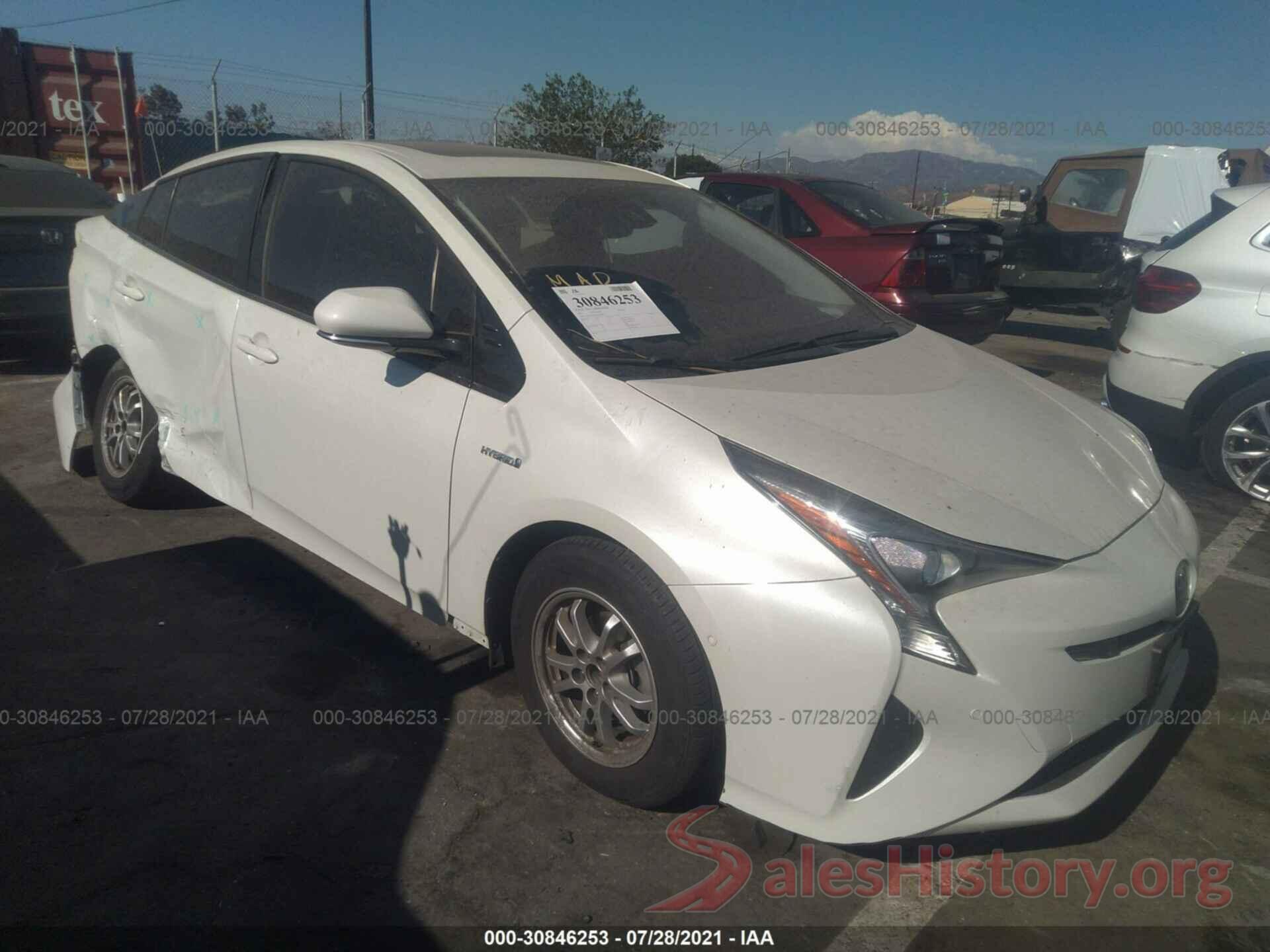 JTDKARFU2H3033807 2017 TOYOTA PRIUS