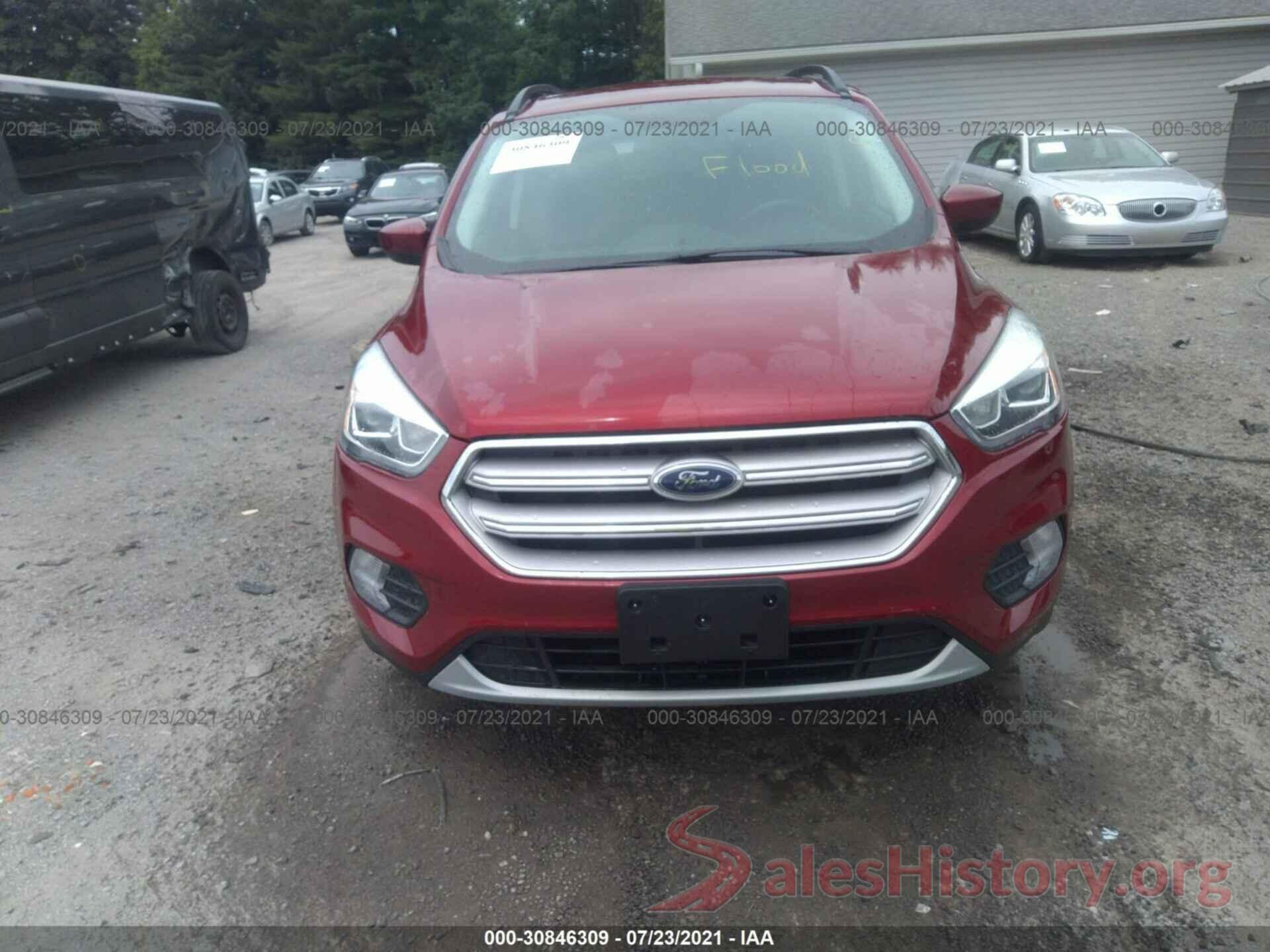 1FMCU0HD3JUA50972 2018 FORD ESCAPE