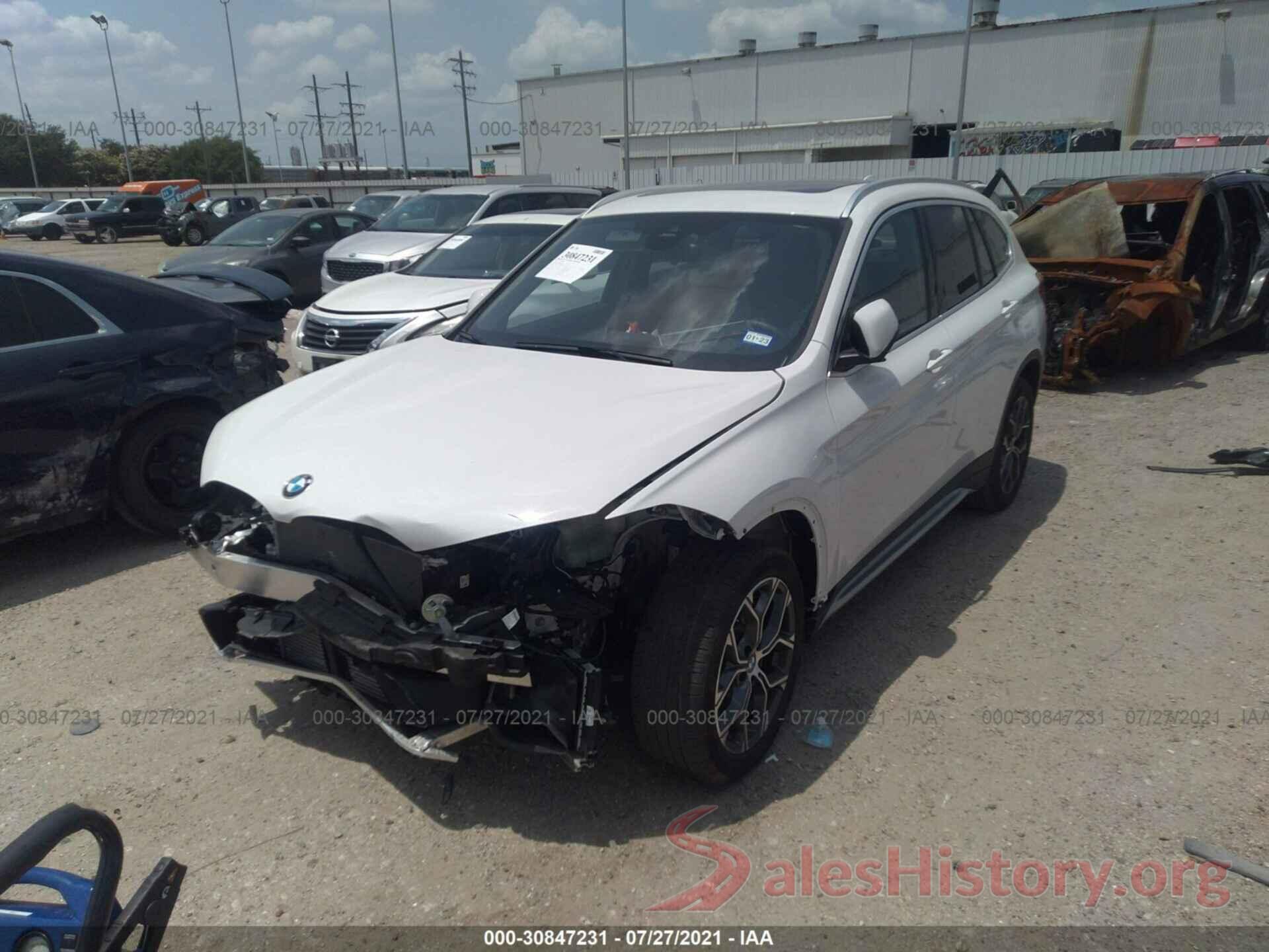 WBXJG7C03M5S01679 2021 BMW X1