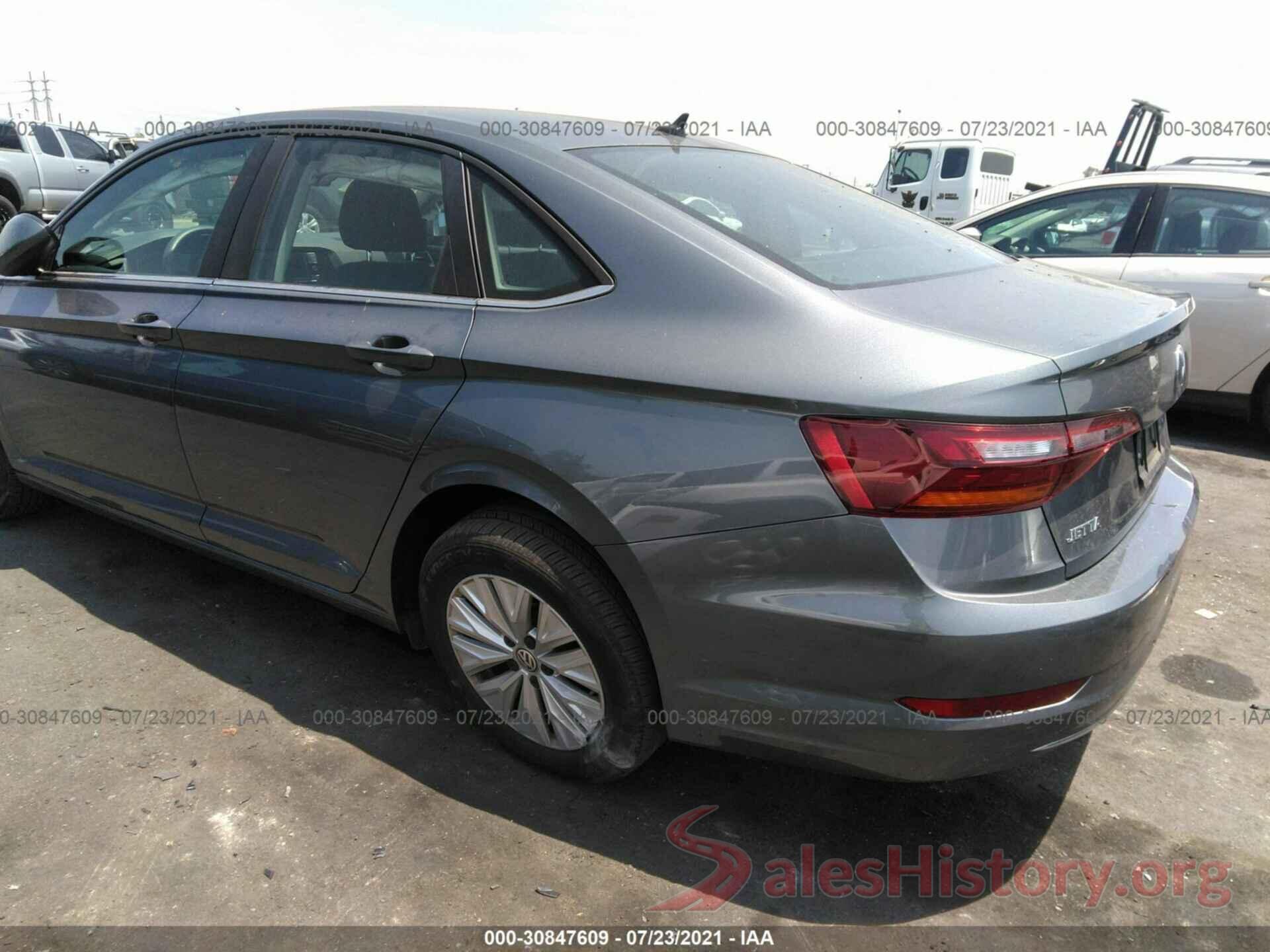 3VWC57BU4KM158233 2019 VOLKSWAGEN JETTA