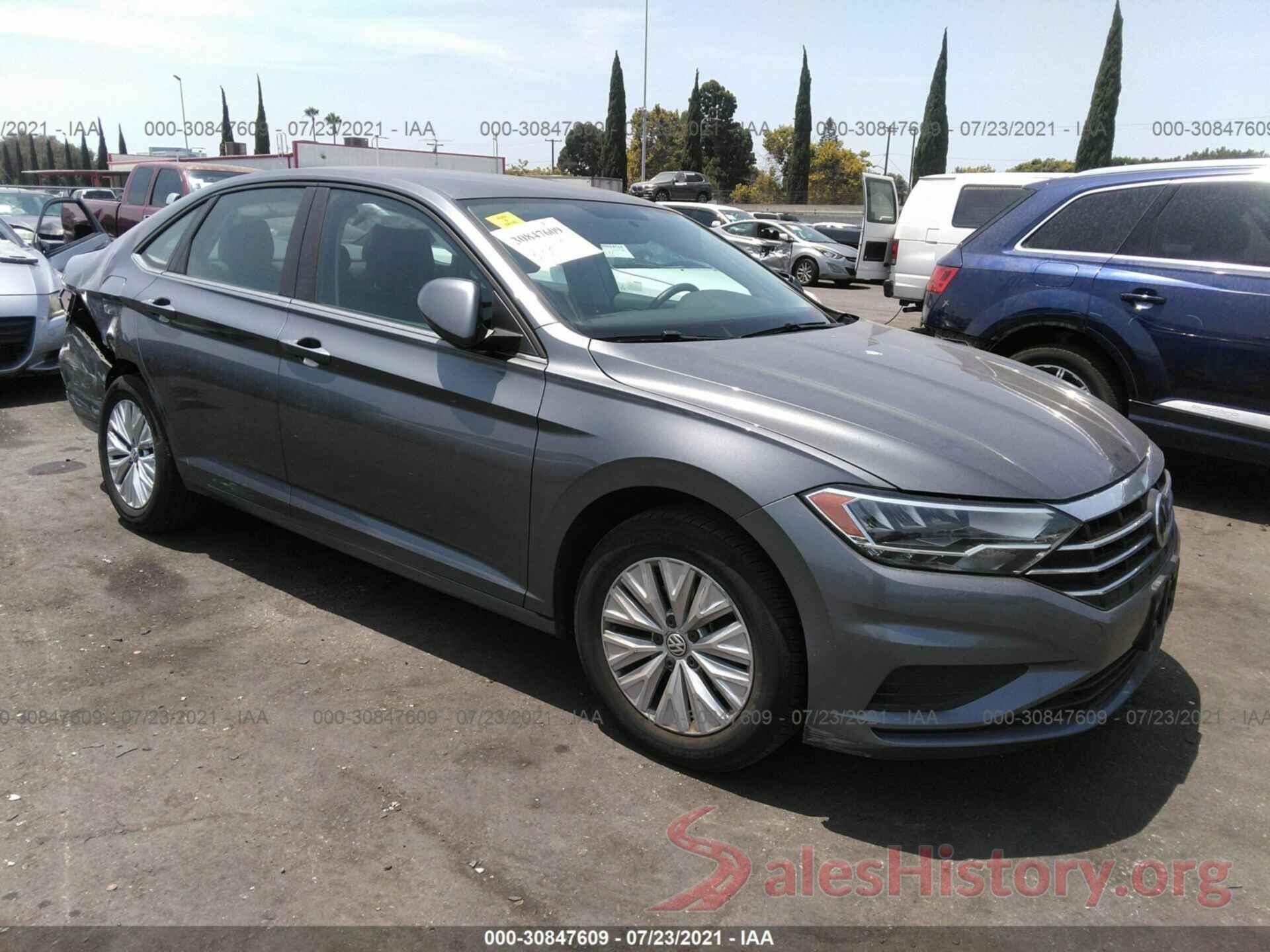 3VWC57BU4KM158233 2019 VOLKSWAGEN JETTA