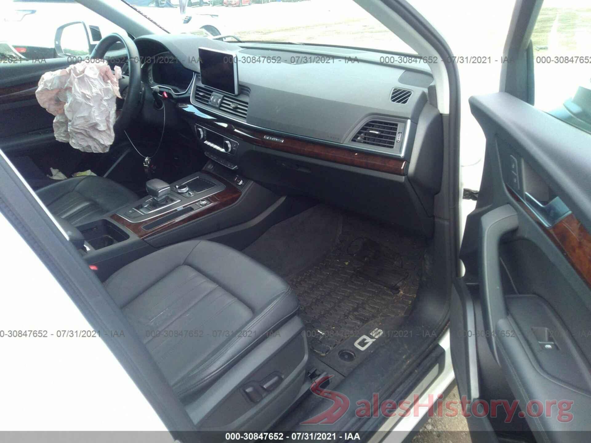 WA1BNAFY1K2069777 2019 AUDI Q5