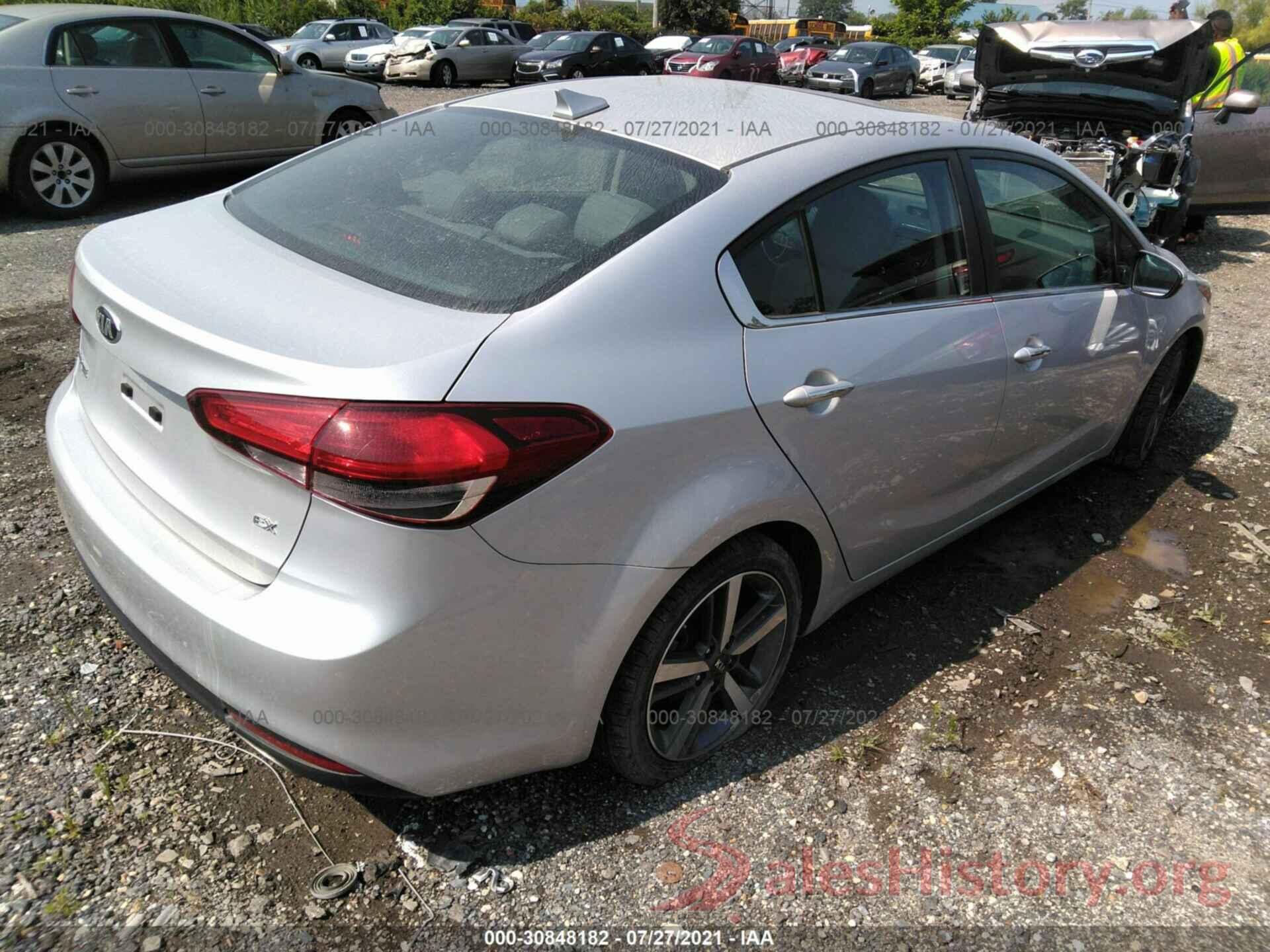 3KPFN4A89JE196214 2018 KIA FORTE