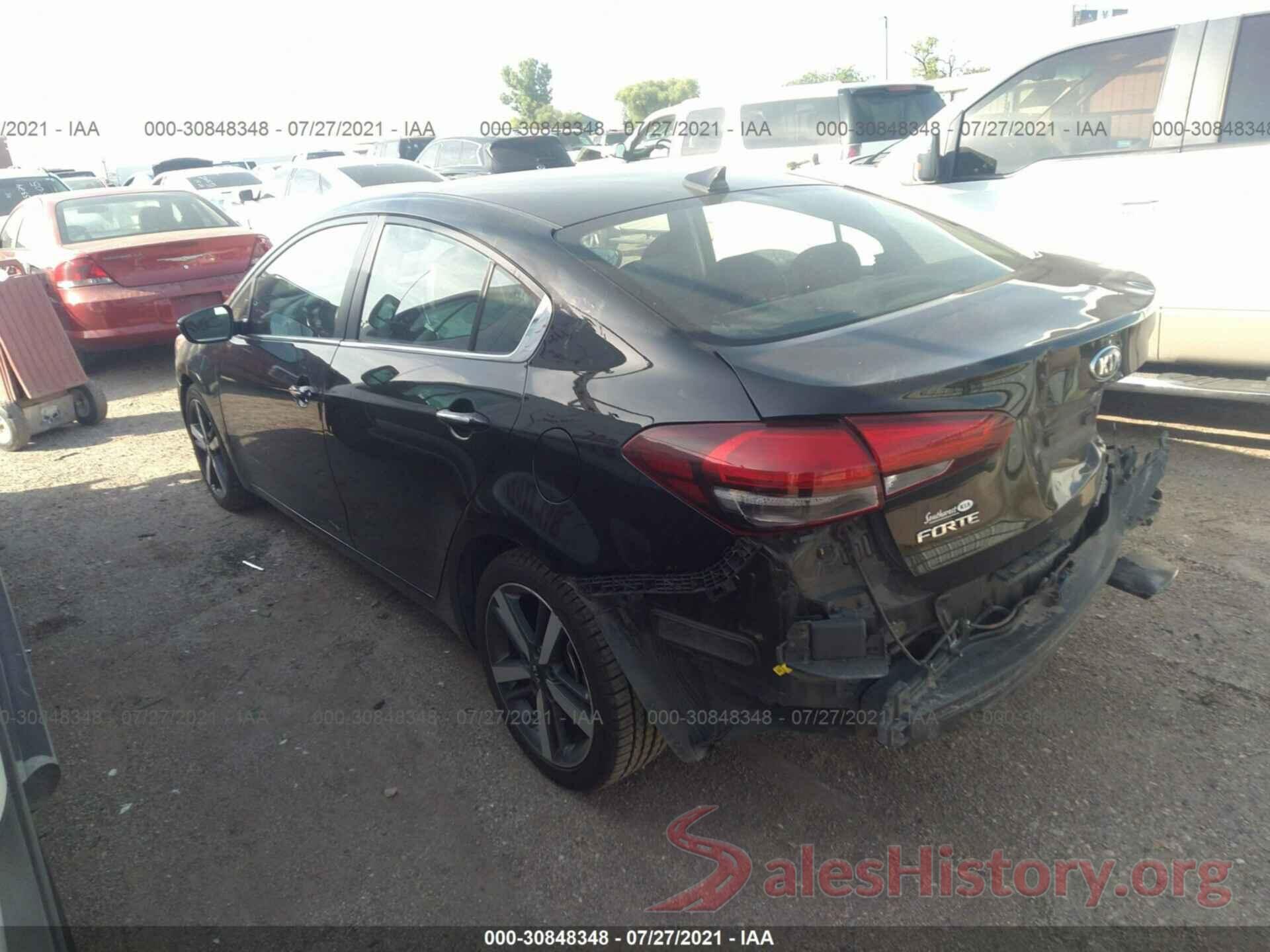 3KPFL4A88JE239379 2018 KIA FORTE