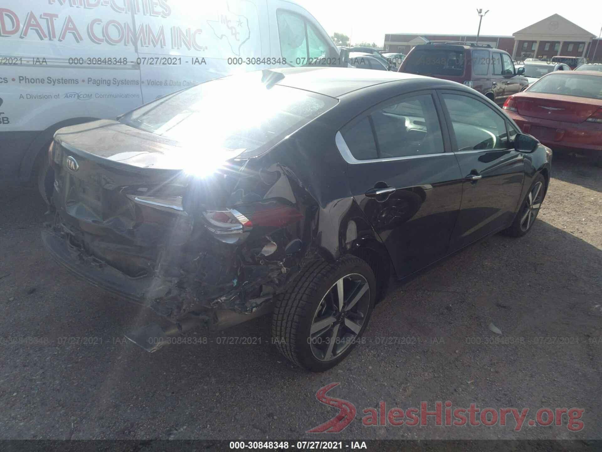 3KPFL4A88JE239379 2018 KIA FORTE