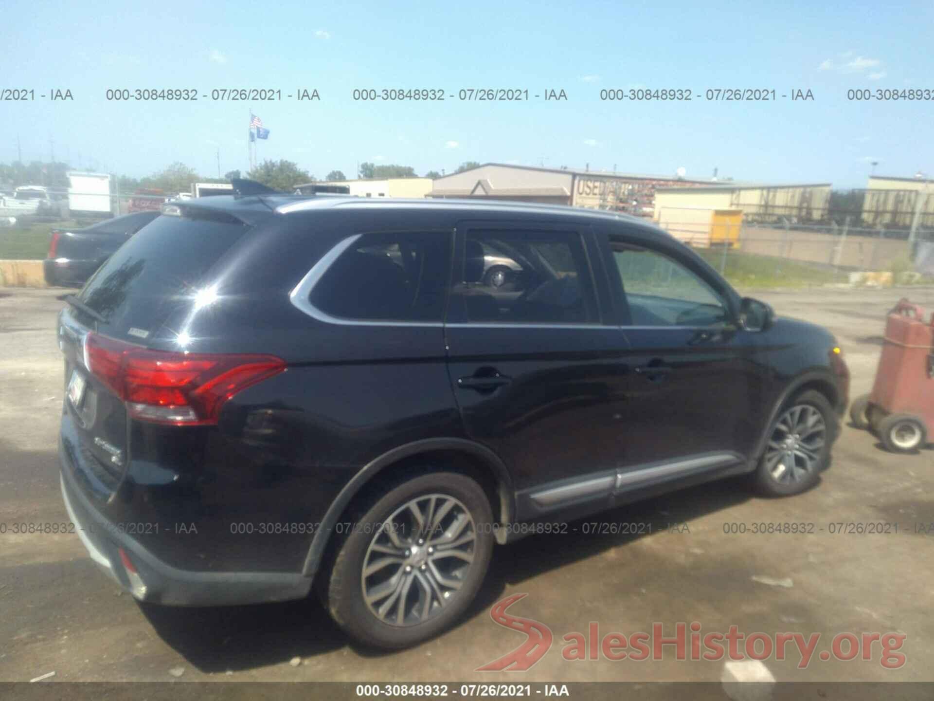 JA4AZ3A38JZ066517 2018 MITSUBISHI OUTLANDER