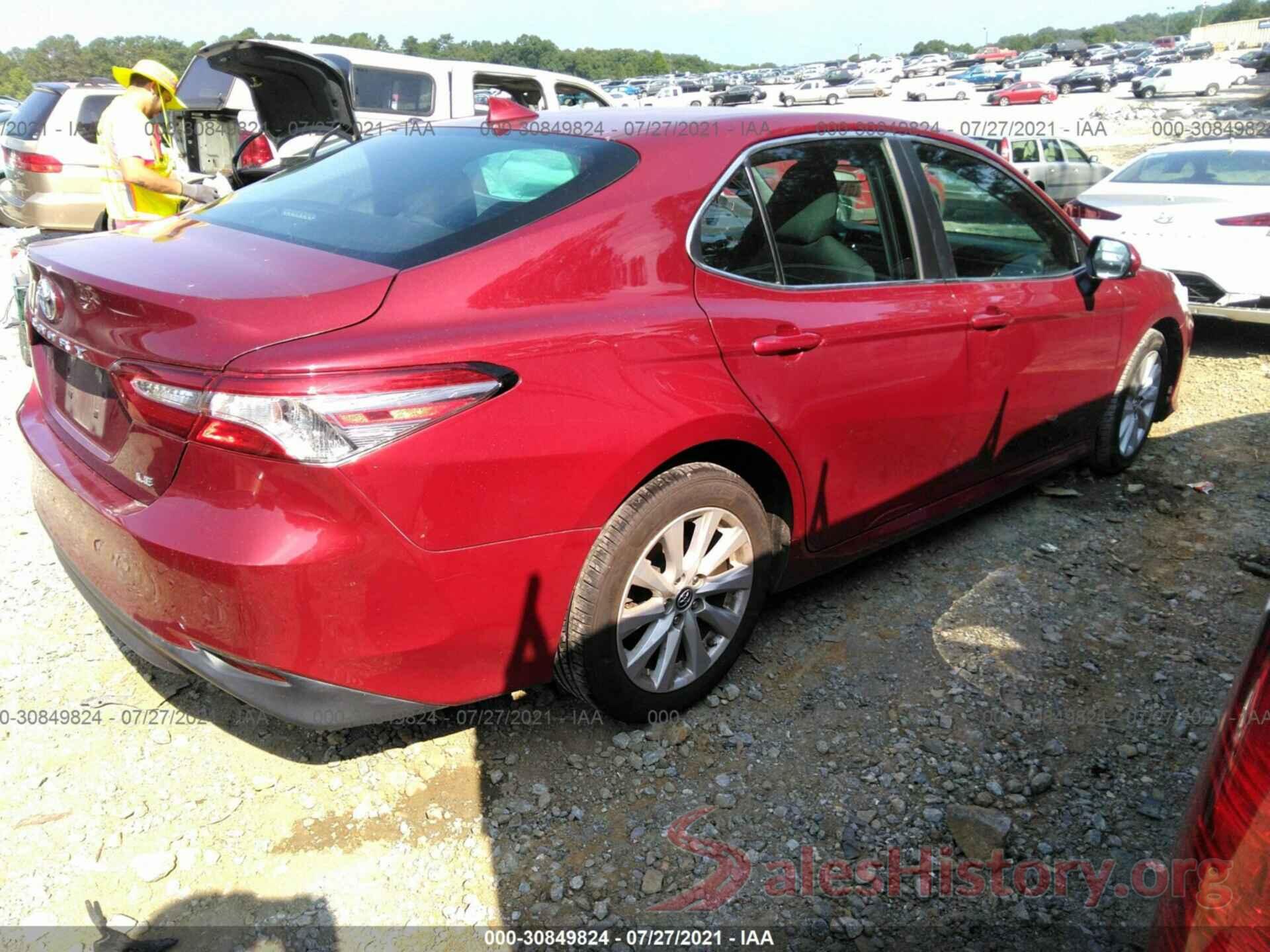 4T1B11HK2KU682856 2019 TOYOTA CAMRY