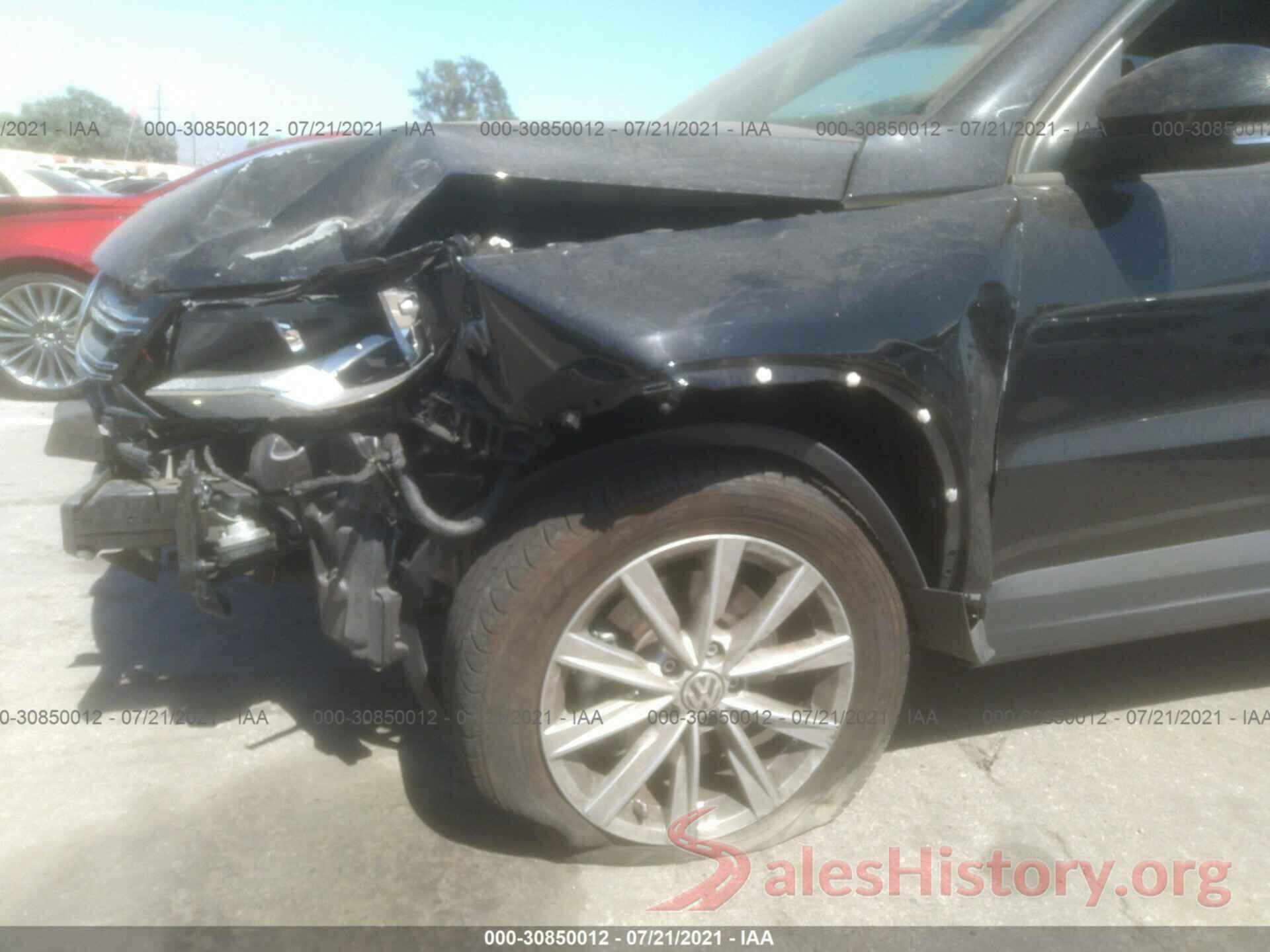 WVGAV7AX7HK054353 2017 VOLKSWAGEN TIGUAN