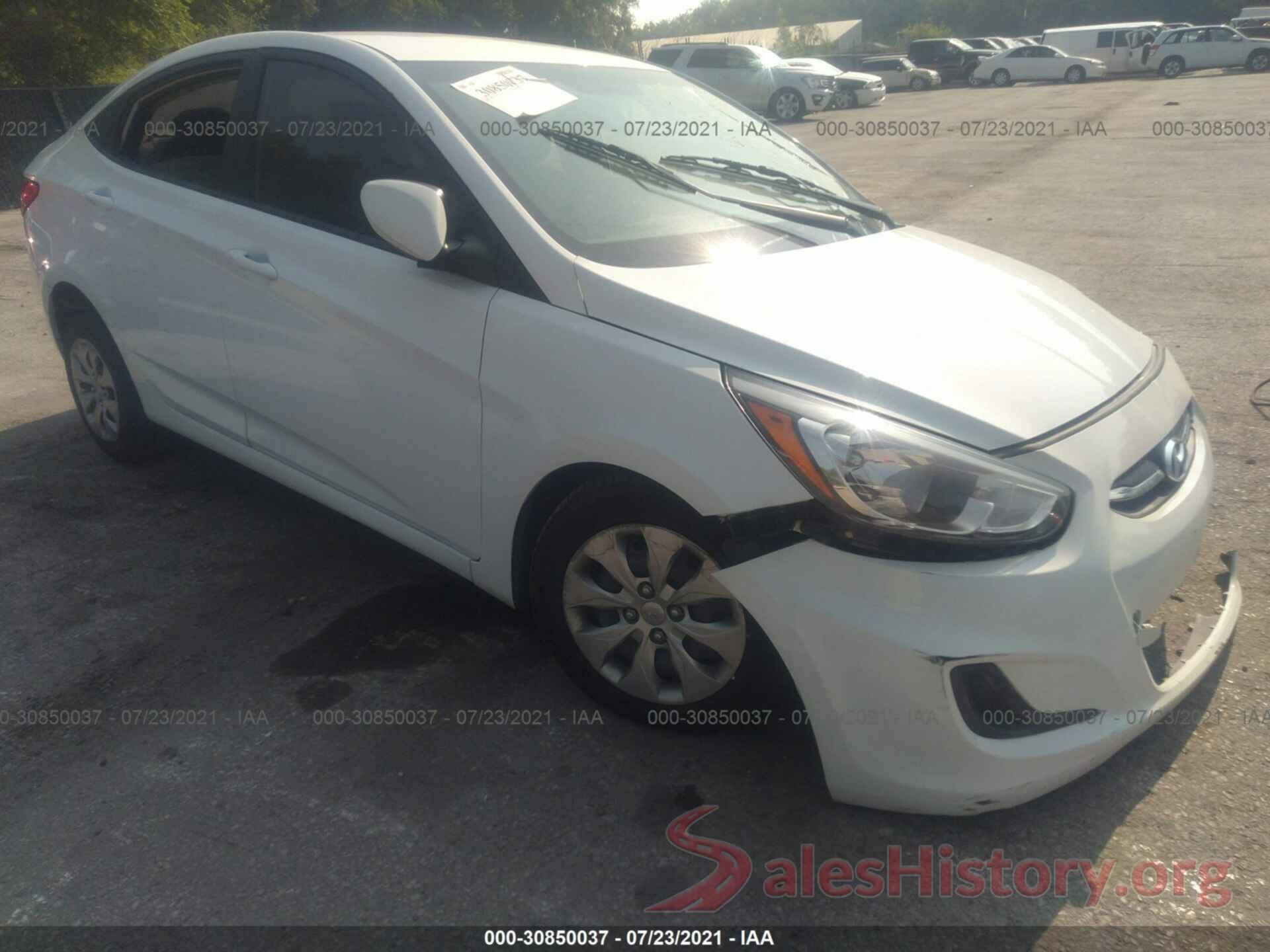 KMHCT4AE0HU241563 2017 HYUNDAI ACCENT