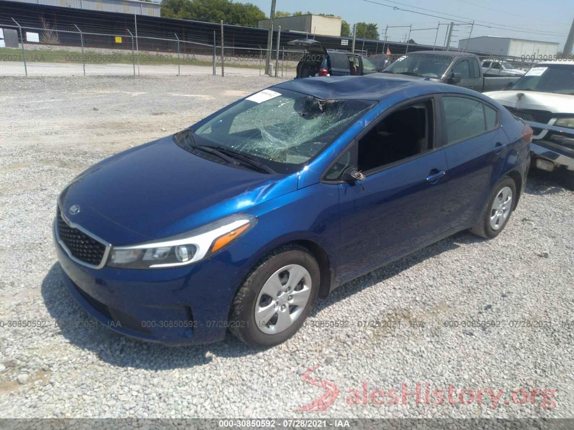 3KPFK4A7XJE182824 2018 KIA FORTE