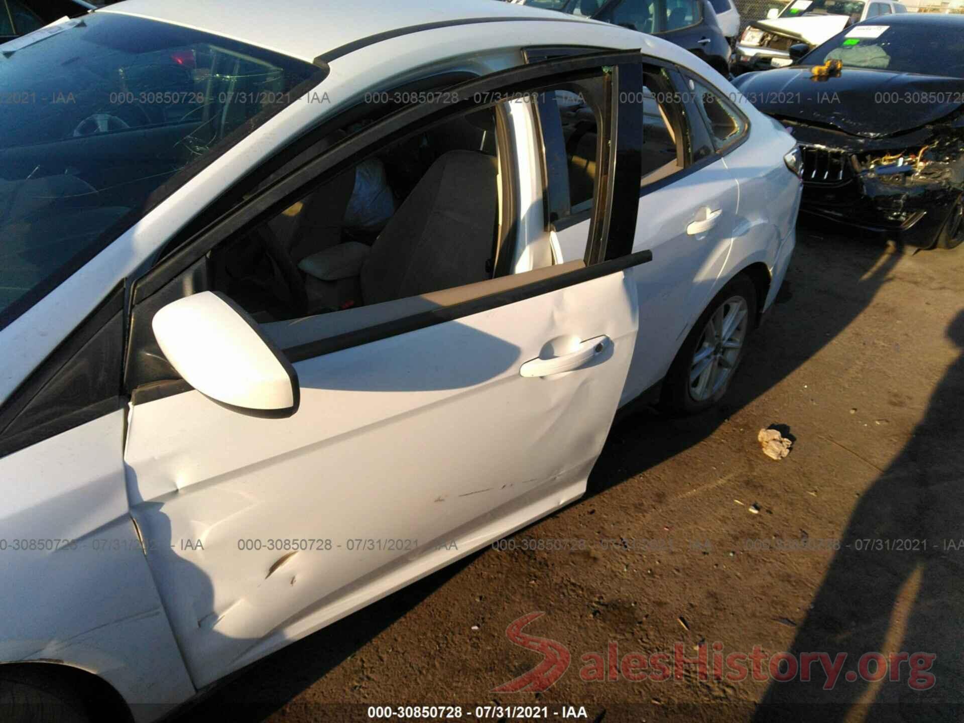 1FADP3F2XJL280815 2018 FORD FOCUS