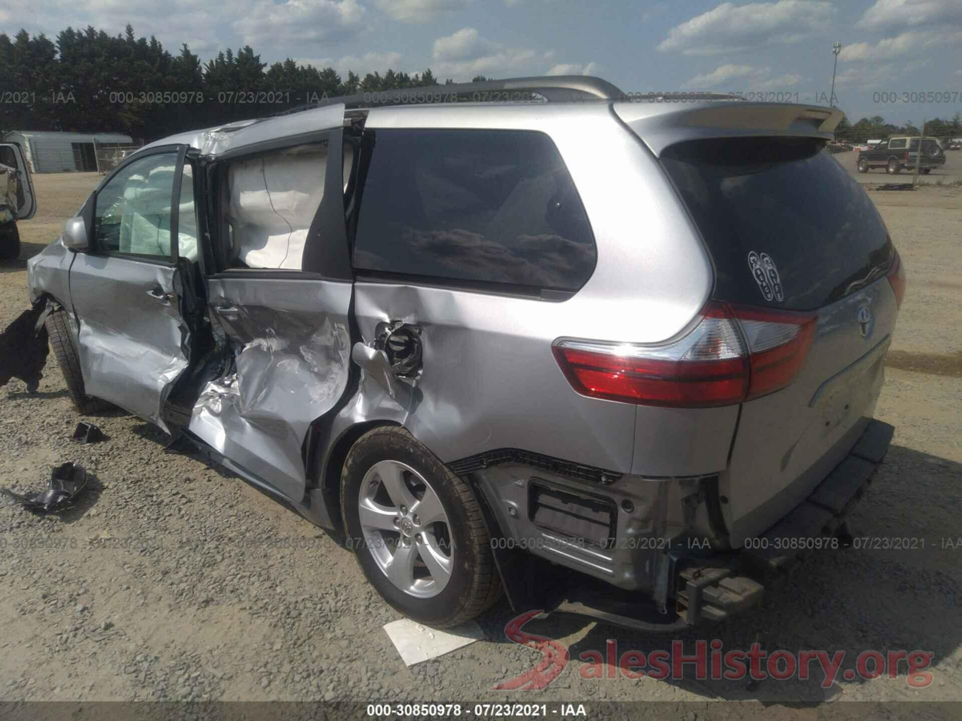 5TDKK3DC5GS724427 2016 TOYOTA SIENNA