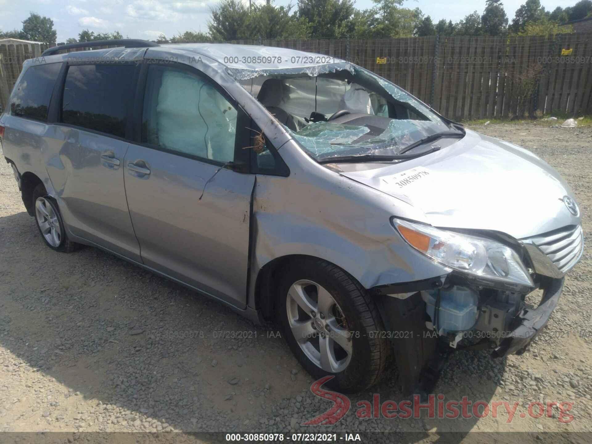 5TDKK3DC5GS724427 2016 TOYOTA SIENNA