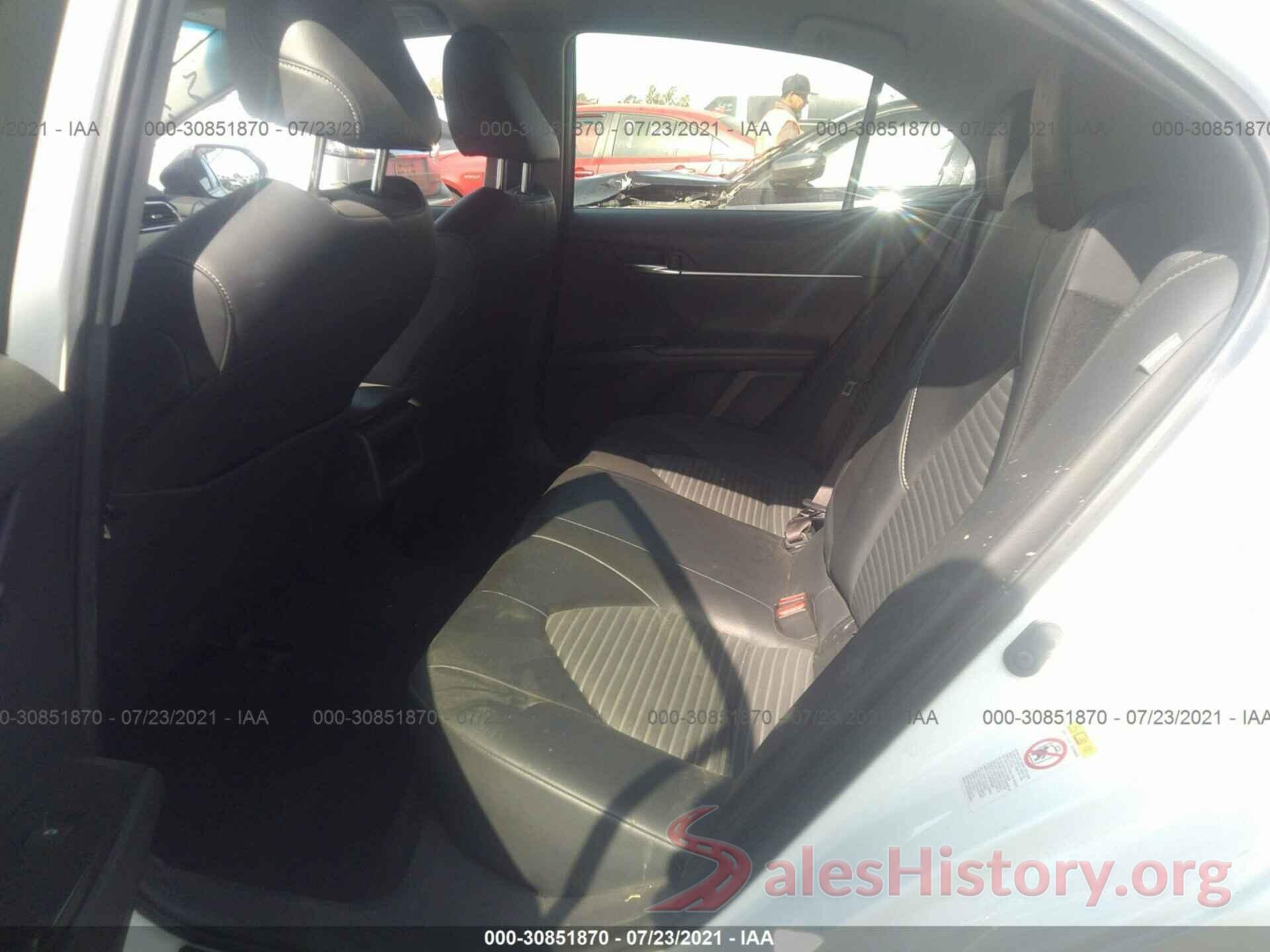 JTNB11HK5J3005689 2018 TOYOTA CAMRY