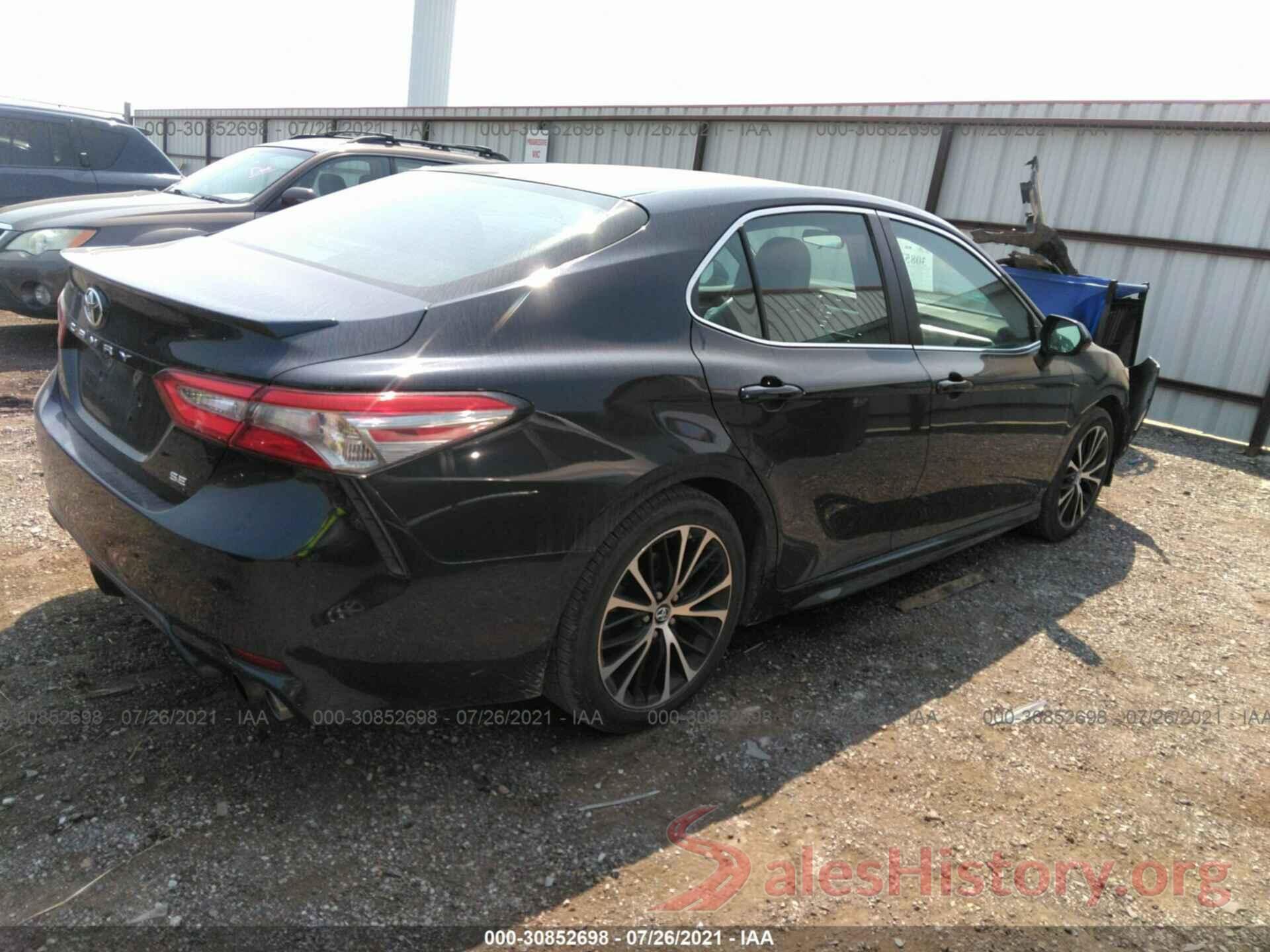 4T1B11HK5JU545893 2018 TOYOTA CAMRY