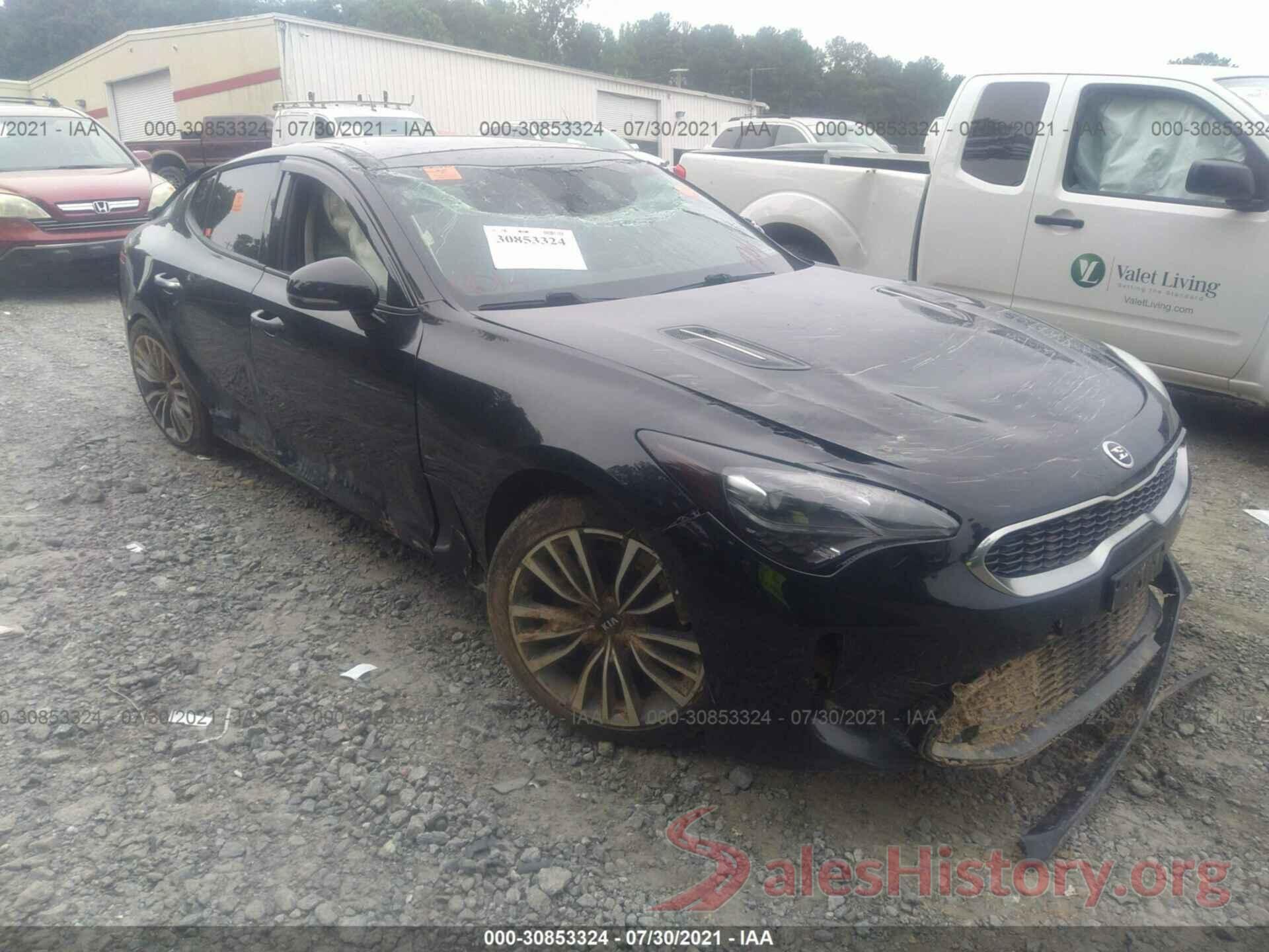 KNAE25LA0J6017653 2018 KIA STINGER