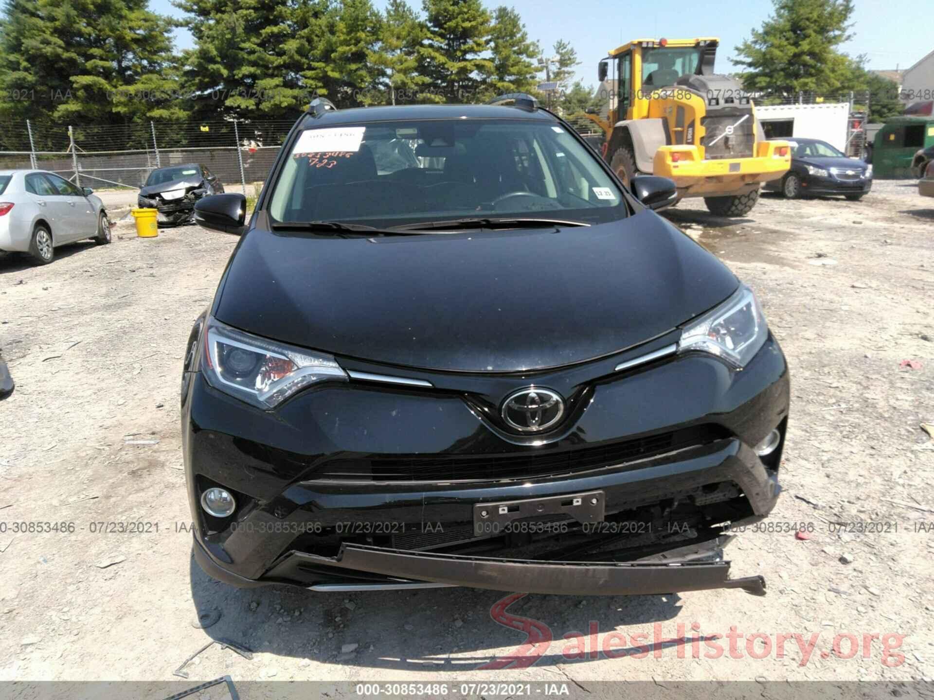 2T3RFREV5JW833059 2018 TOYOTA RAV4