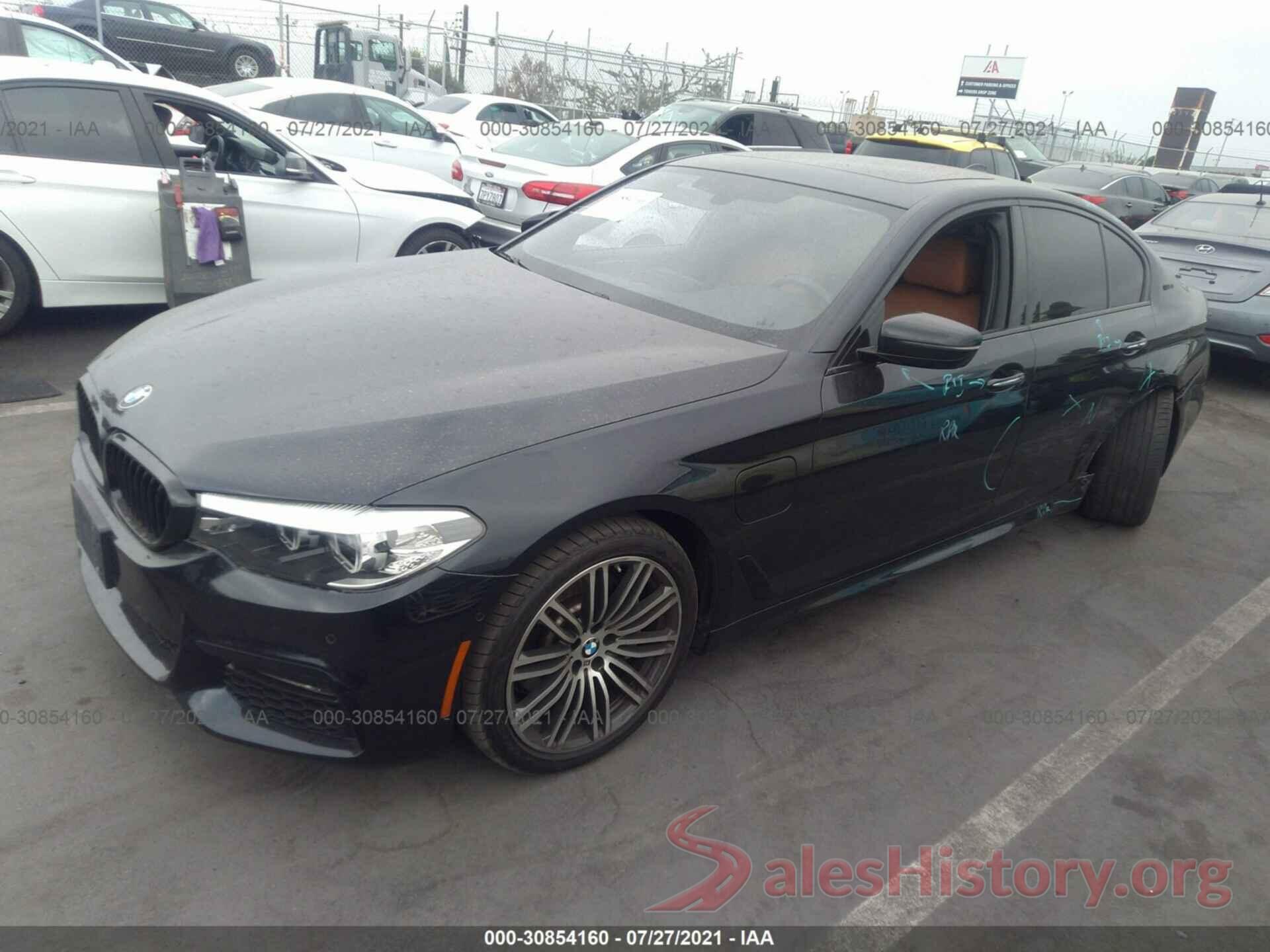 WBAJA9C59JB033899 2018 BMW 5 SERIES