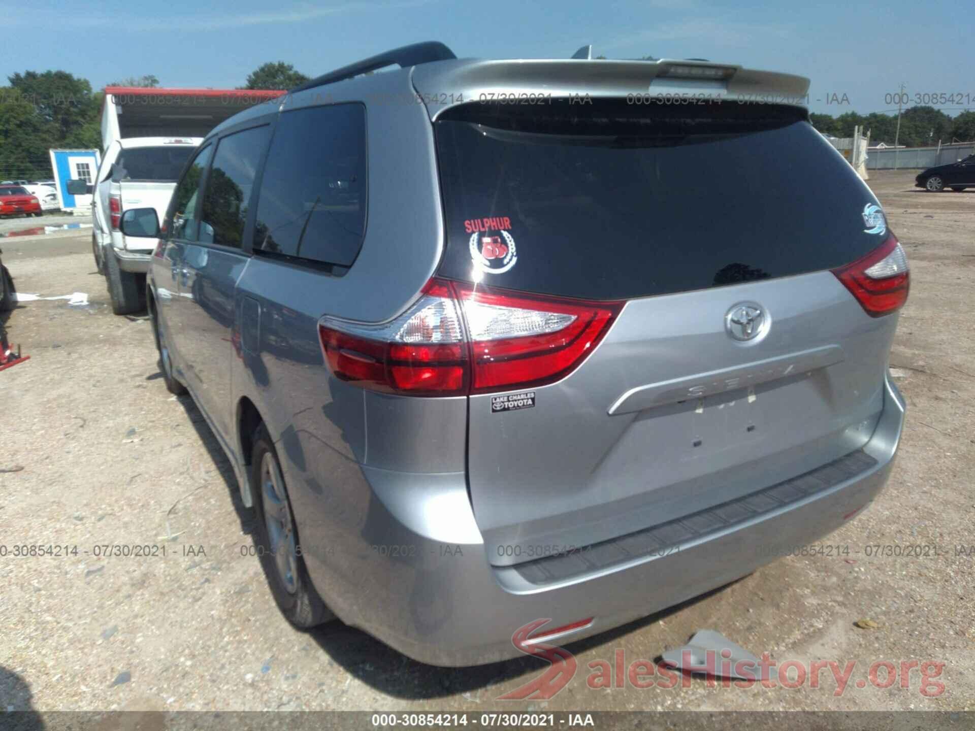 5TDKZ3DC3KS998911 2019 TOYOTA SIENNA