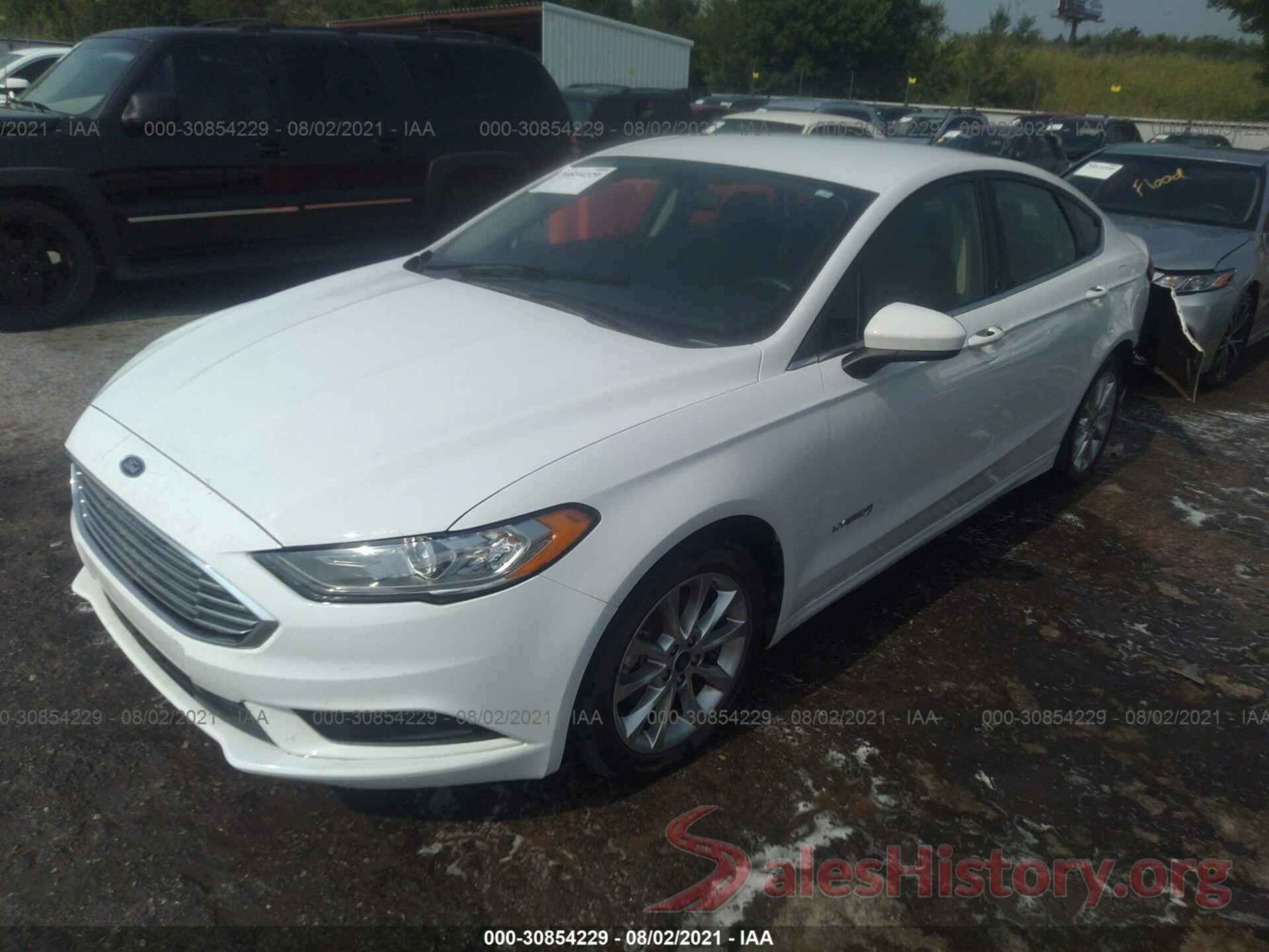 3FA6P0LU4HR380725 2017 FORD FUSION