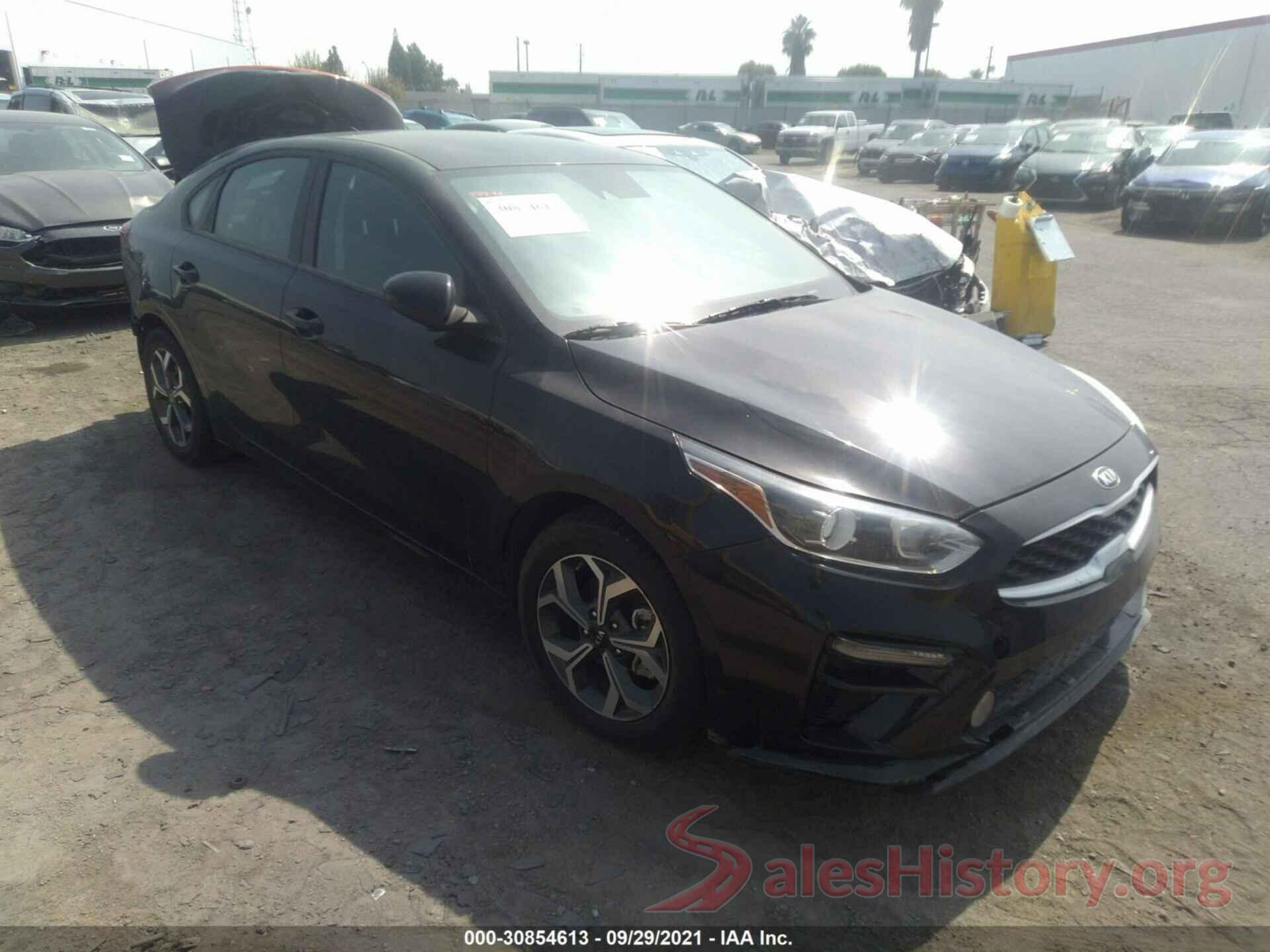 3KPF24AD0KE109789 2019 KIA FORTE