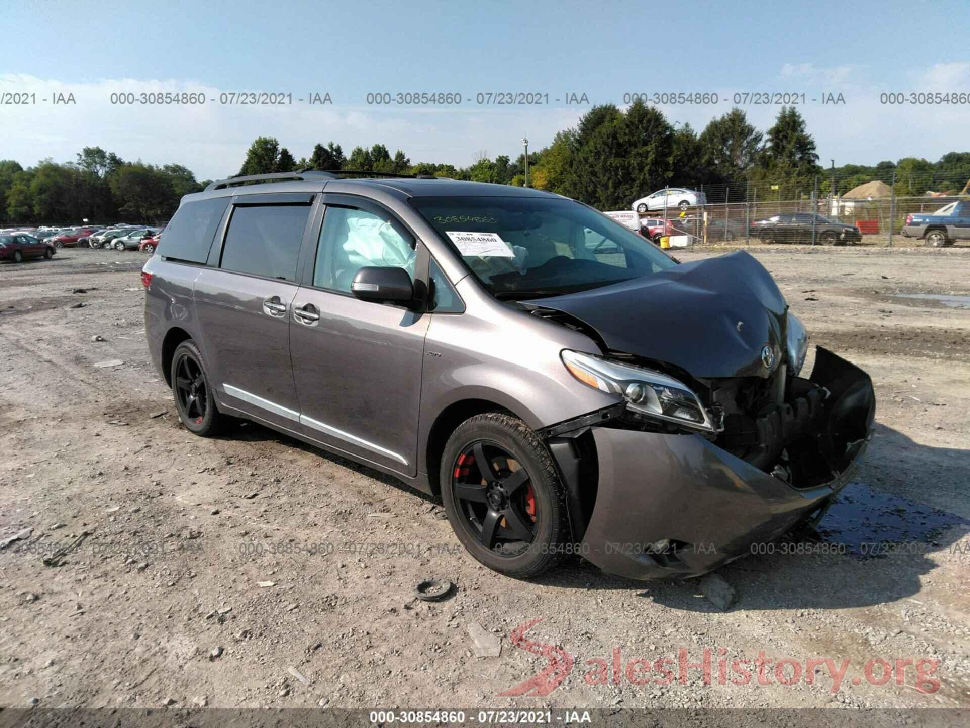 5TDDZ3DC6HS149549 2017 TOYOTA SIENNA