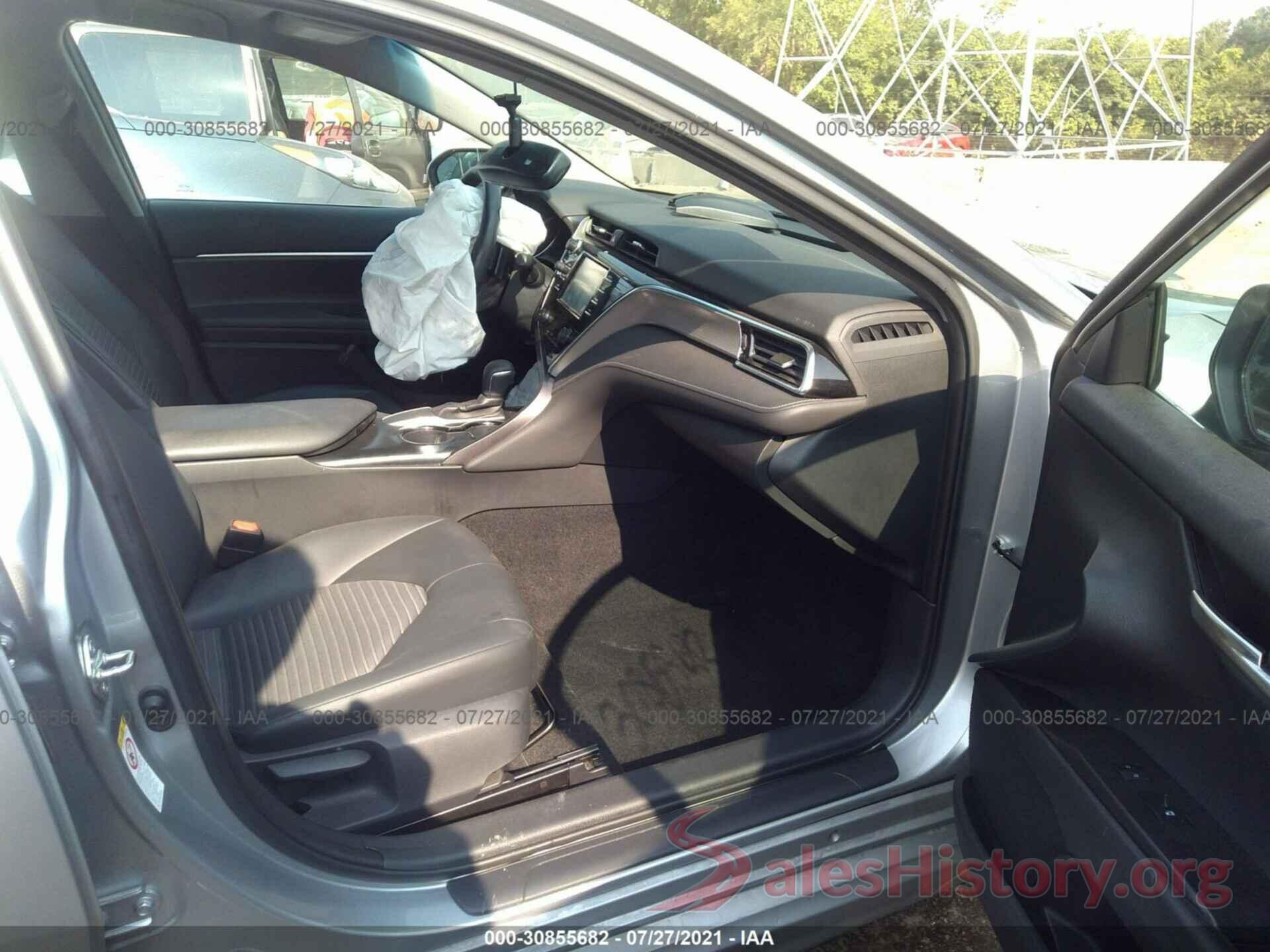 4T1B11HKXJU155338 2018 TOYOTA CAMRY