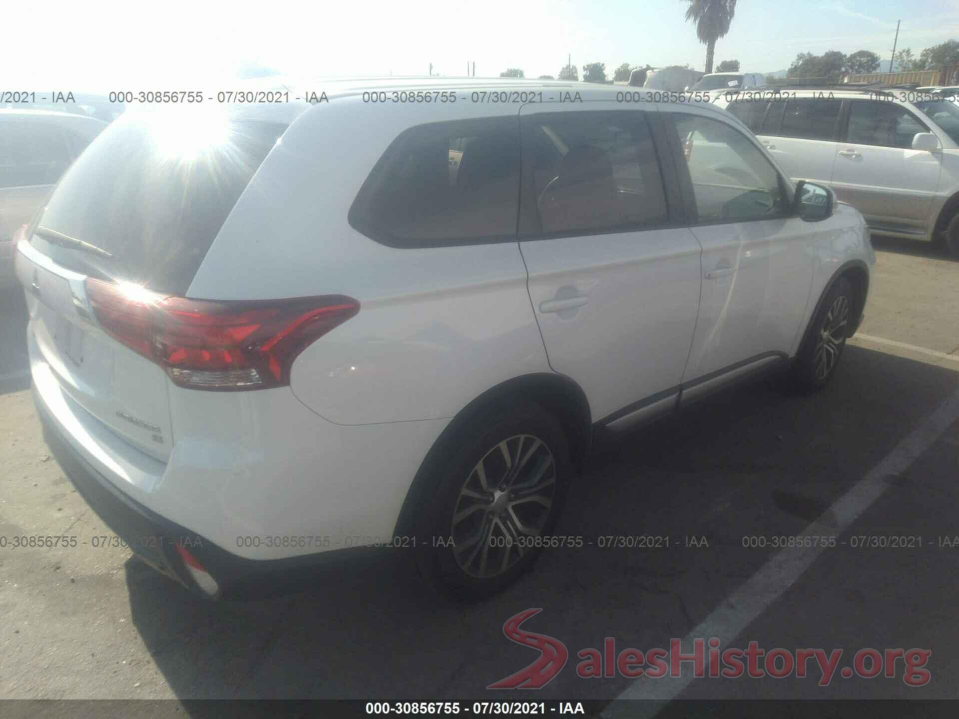 JA4AD3A39HZ058922 2017 MITSUBISHI OUTLANDER