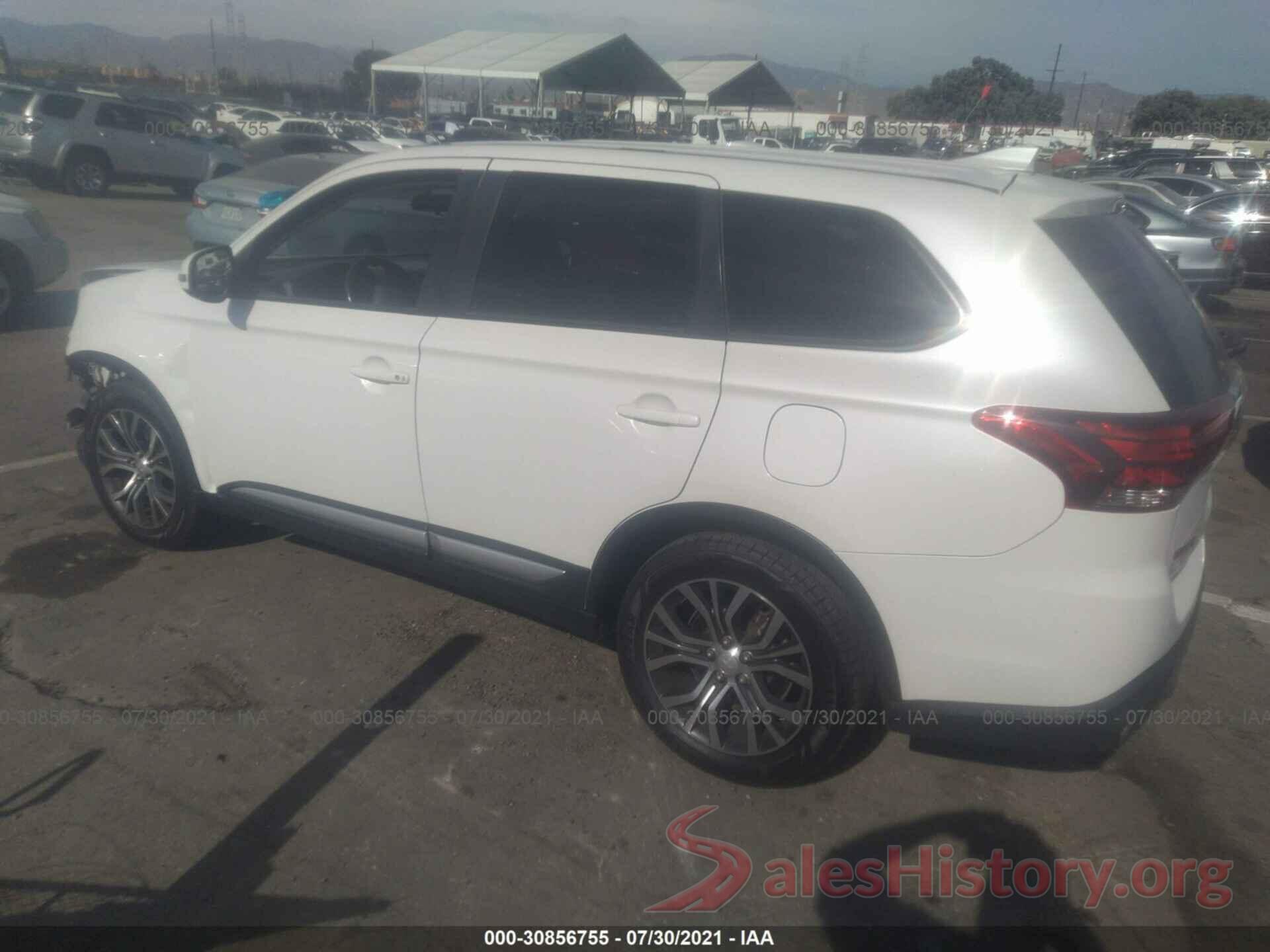 JA4AD3A39HZ058922 2017 MITSUBISHI OUTLANDER