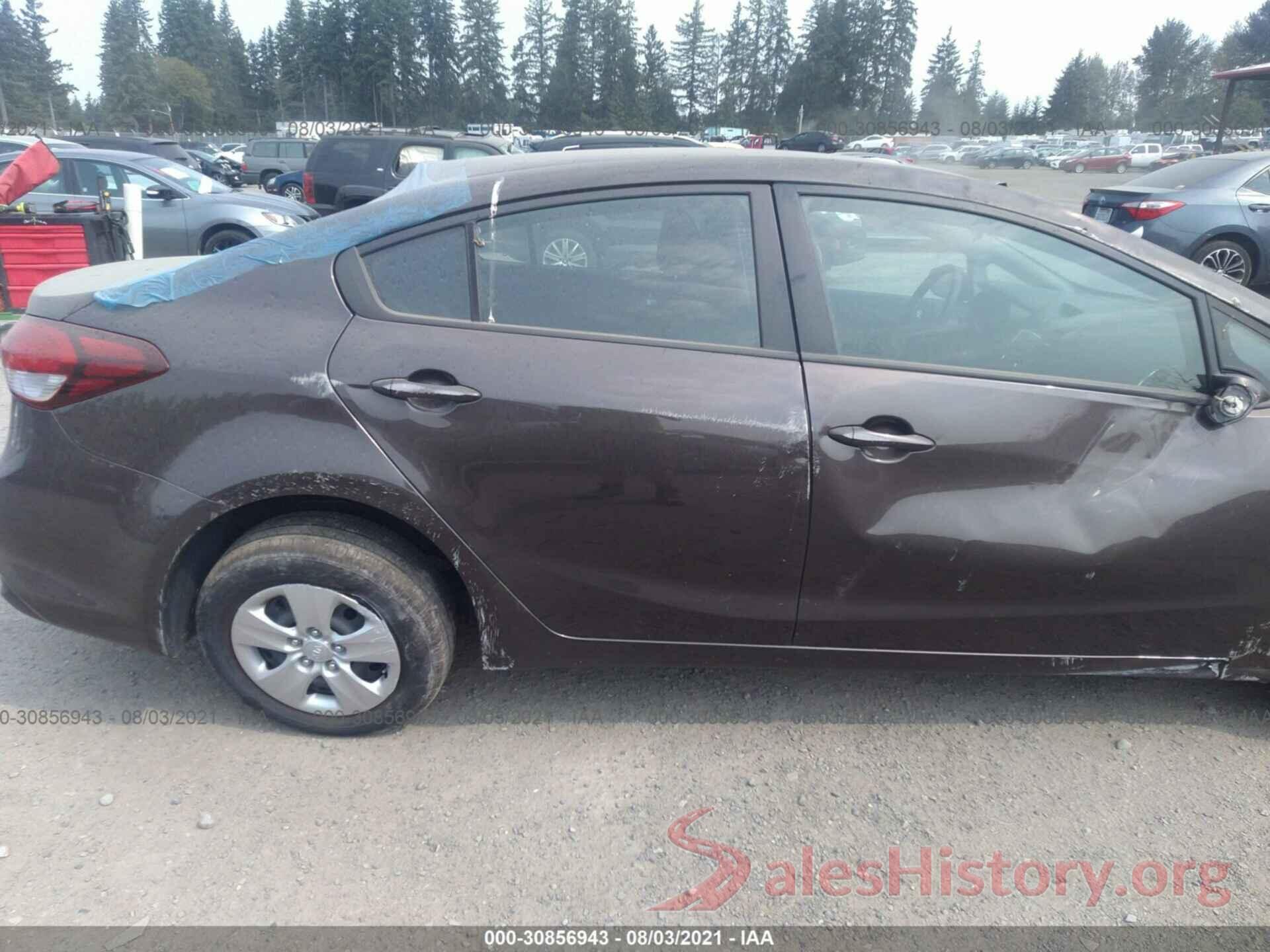 3KPFK4A71JE227035 2018 KIA FORTE