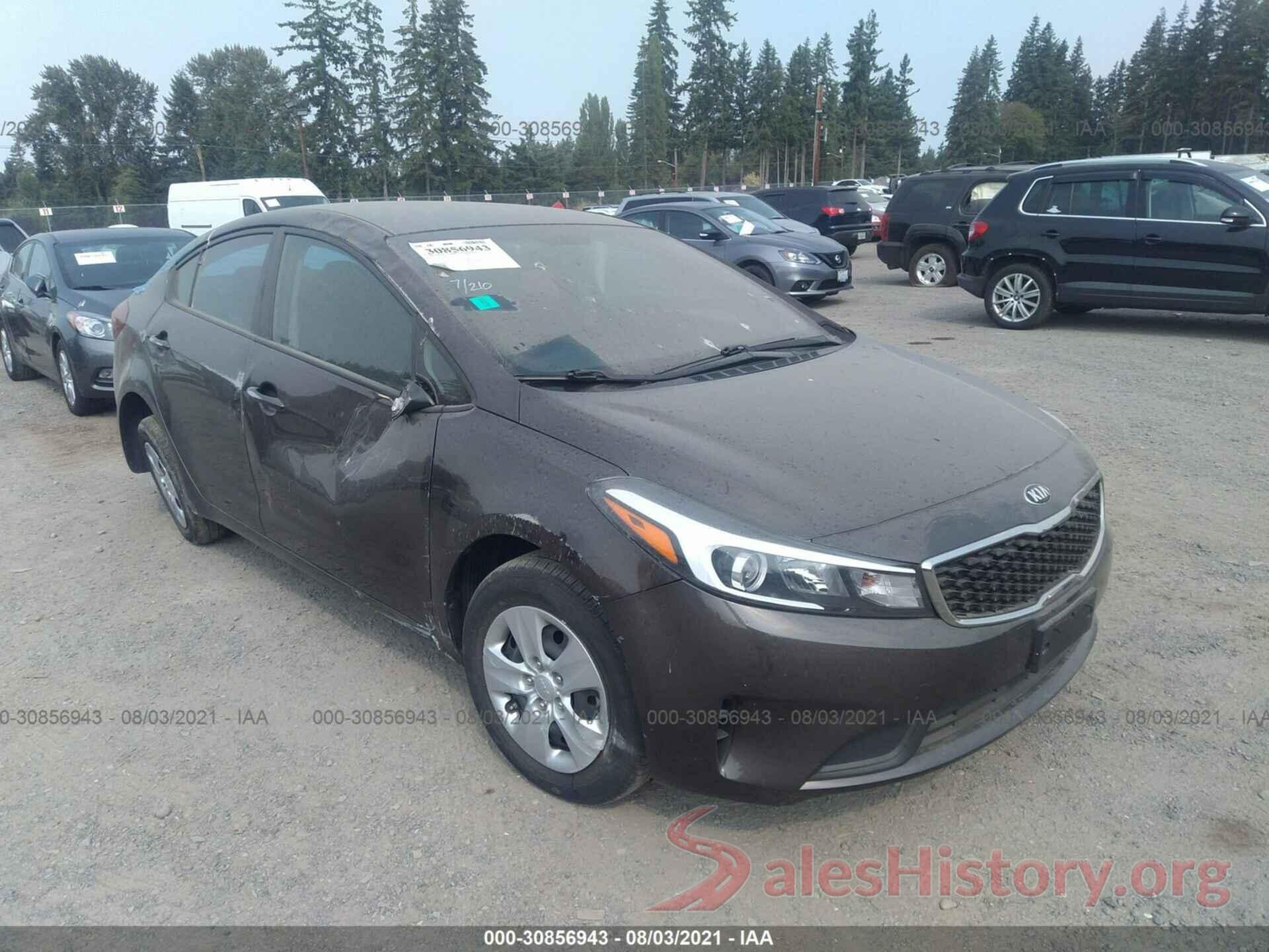 3KPFK4A71JE227035 2018 KIA FORTE