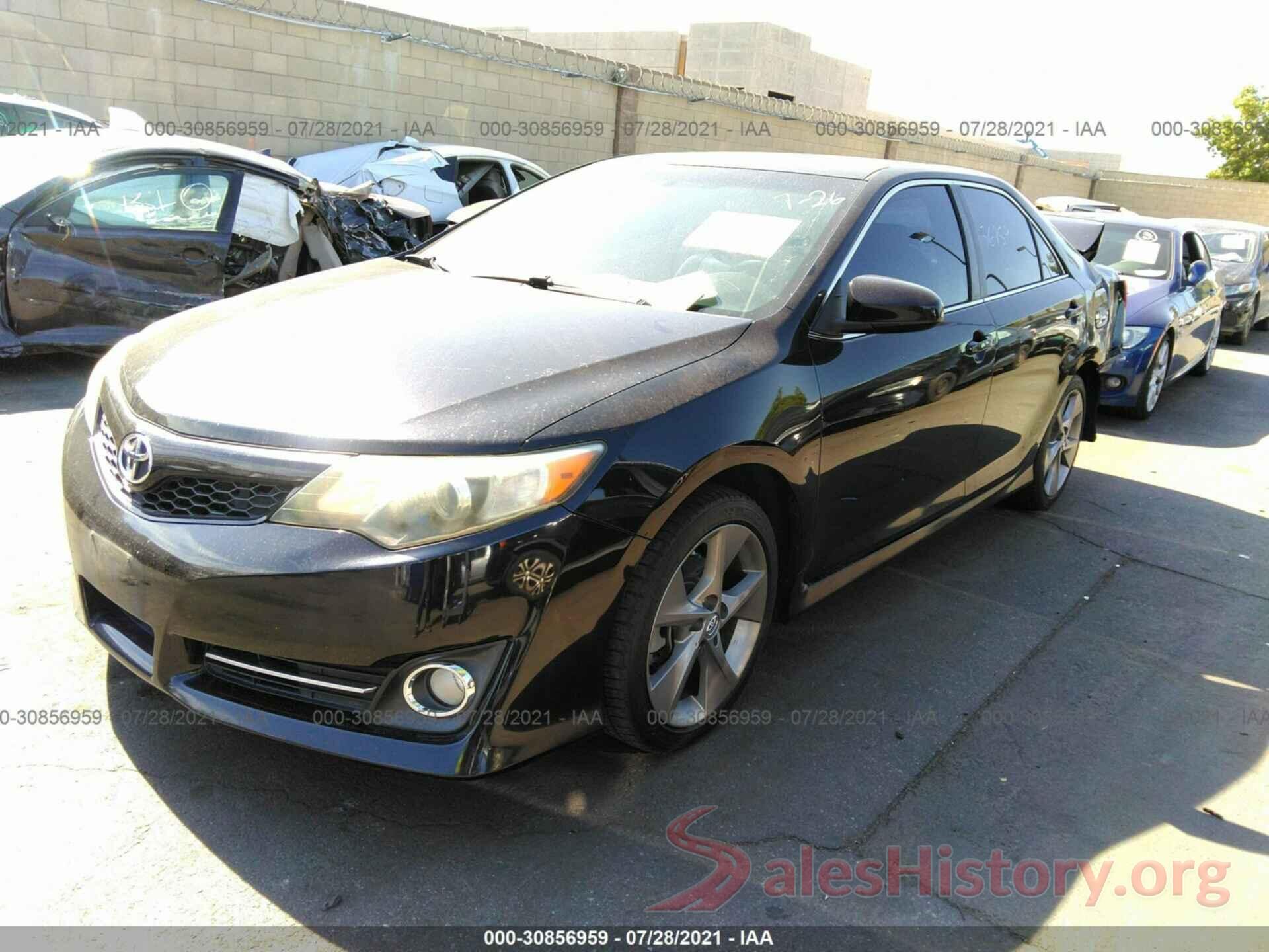 4T1BF1FKXEU797052 2014 TOYOTA CAMRY