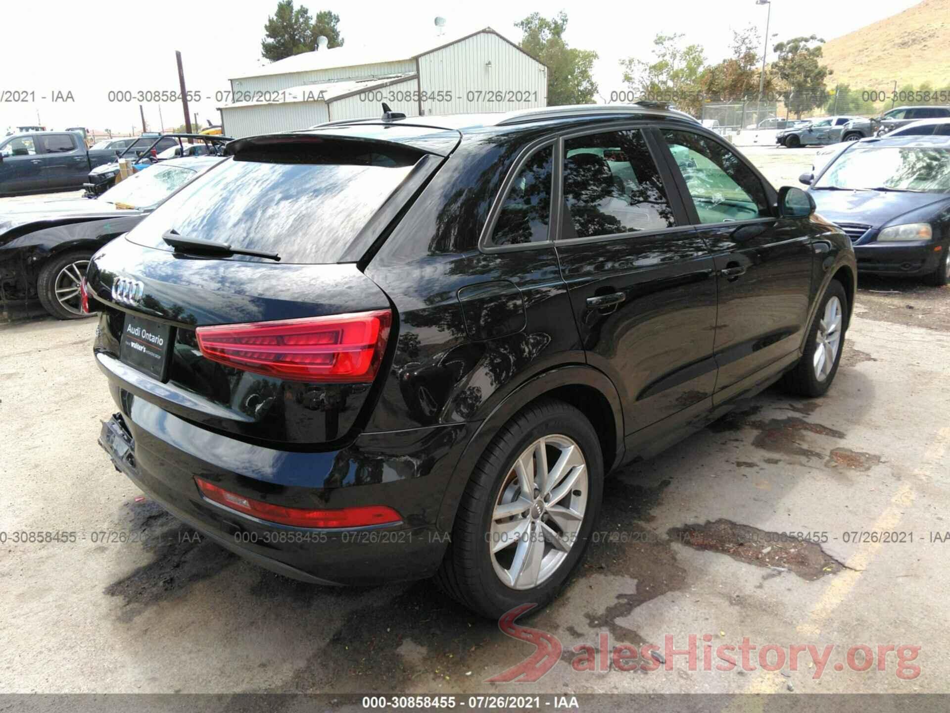 WA1BCCFS3JR008028 2018 AUDI Q3