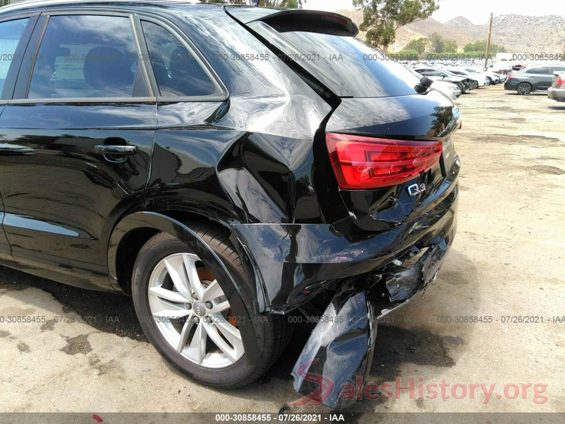 WA1BCCFS3JR008028 2018 AUDI Q3