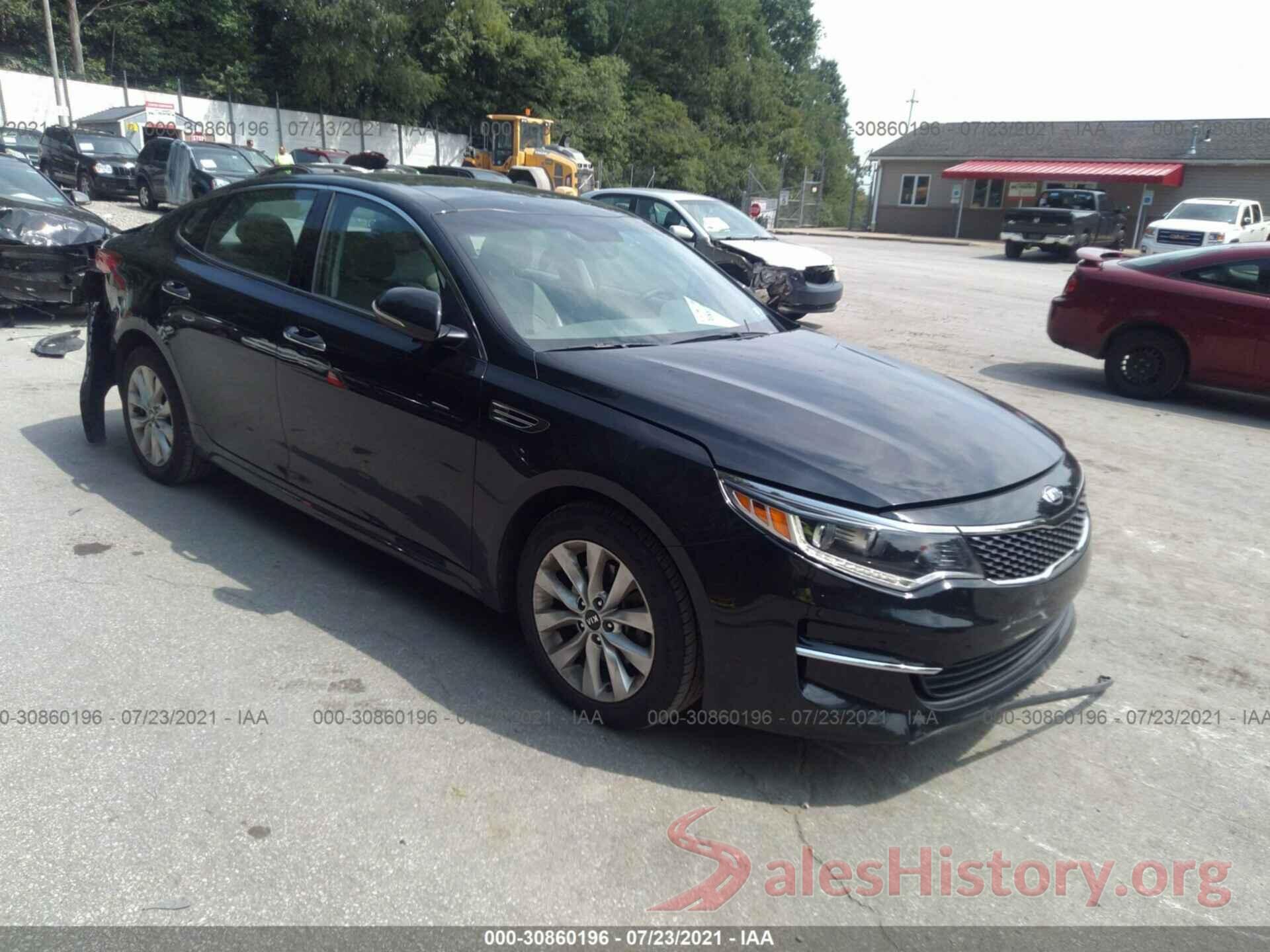 5XXGU4L3XJG204255 2018 KIA OPTIMA