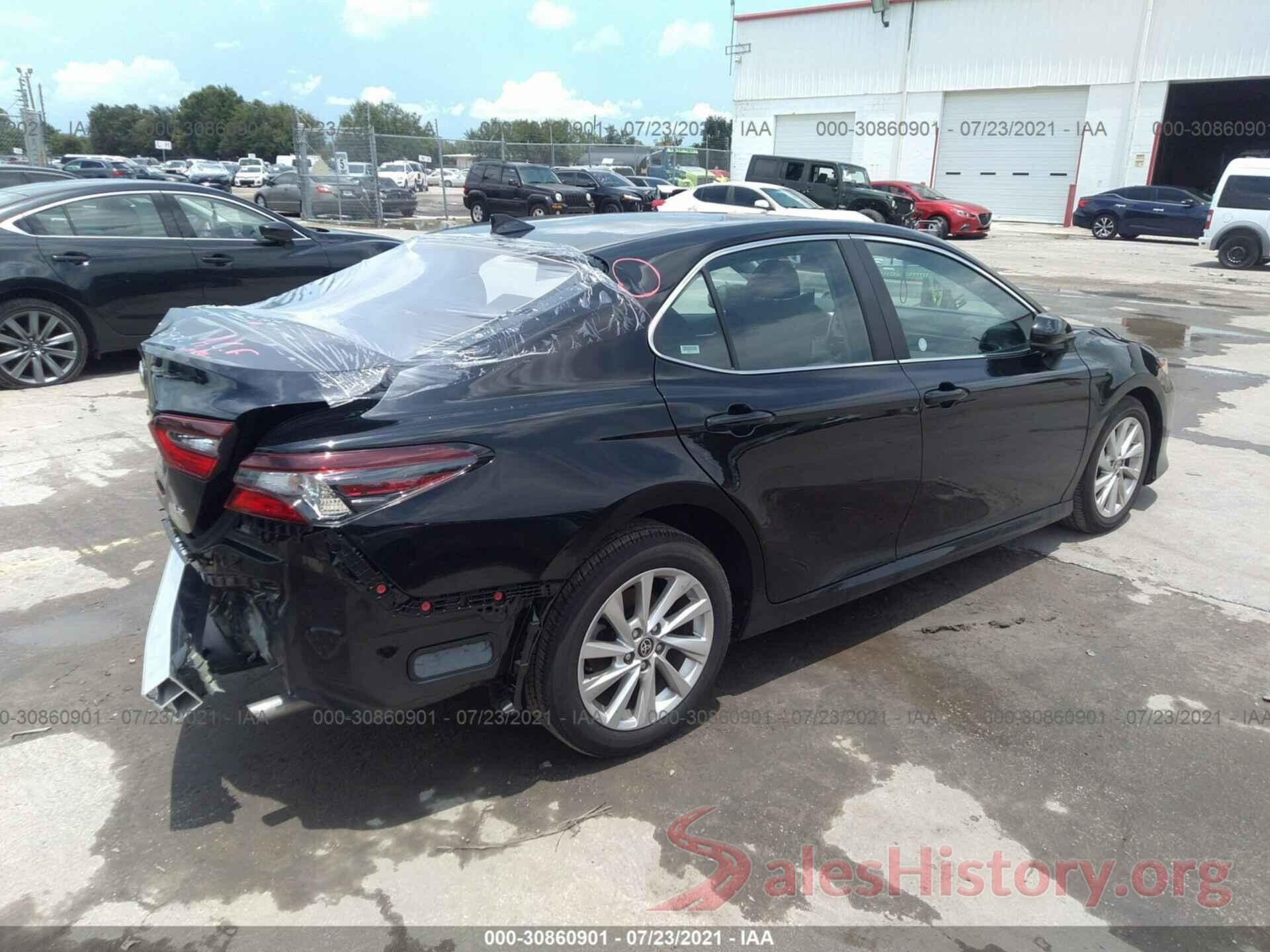 4T1C11AK1MU552939 2021 TOYOTA CAMRY