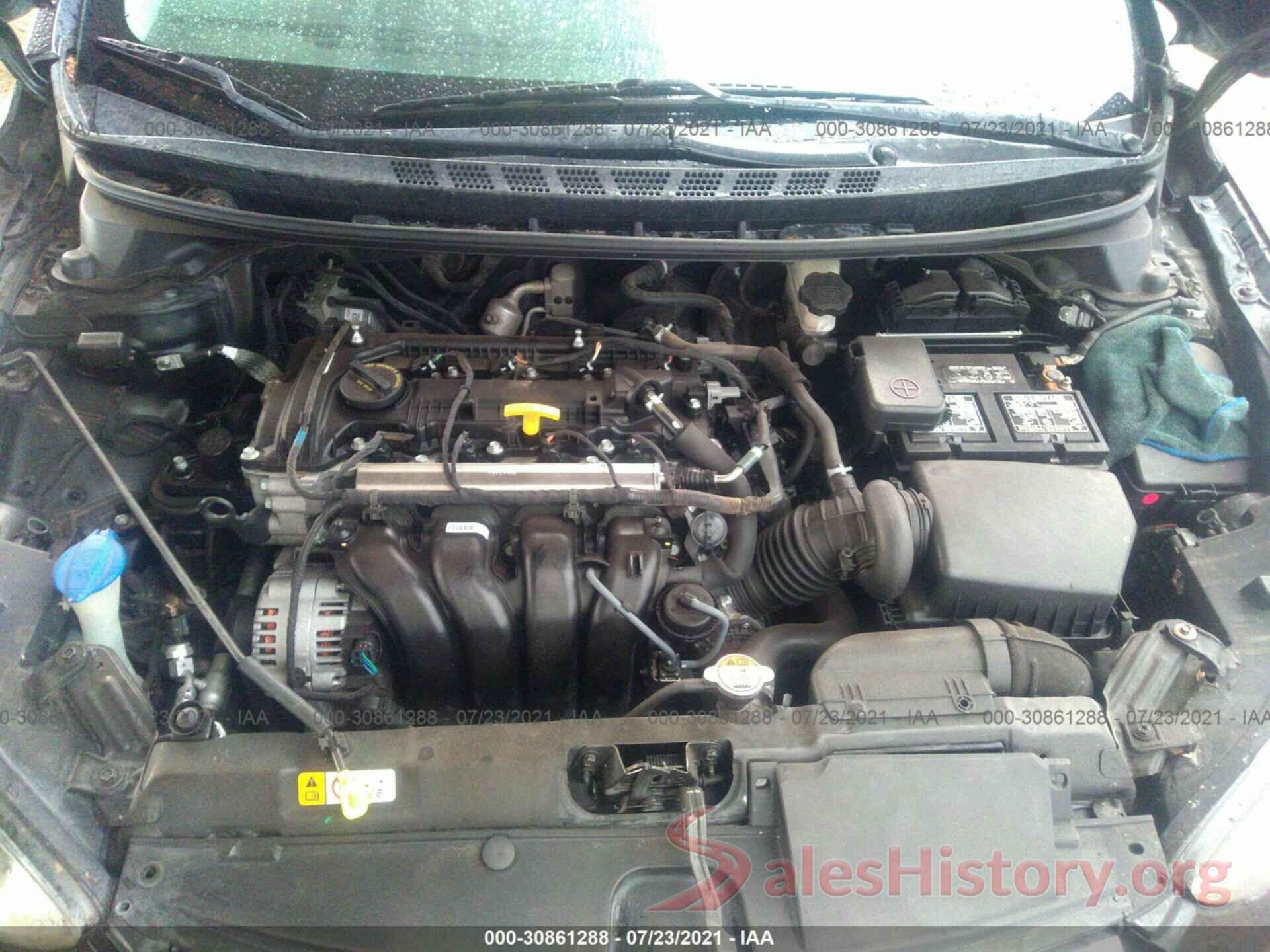 5NPDH4AE8GH708229 2016 HYUNDAI ELANTRA