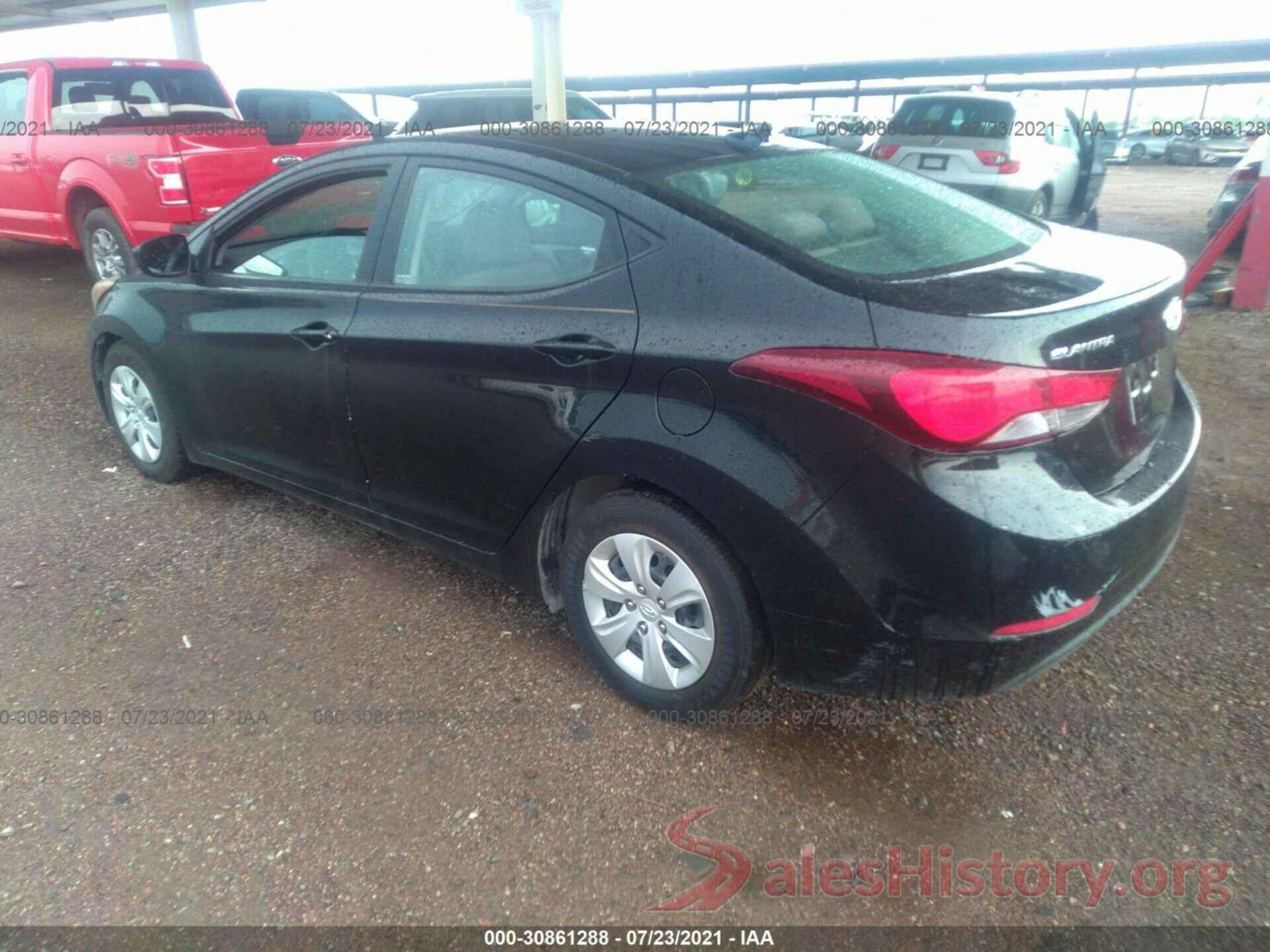 5NPDH4AE8GH708229 2016 HYUNDAI ELANTRA