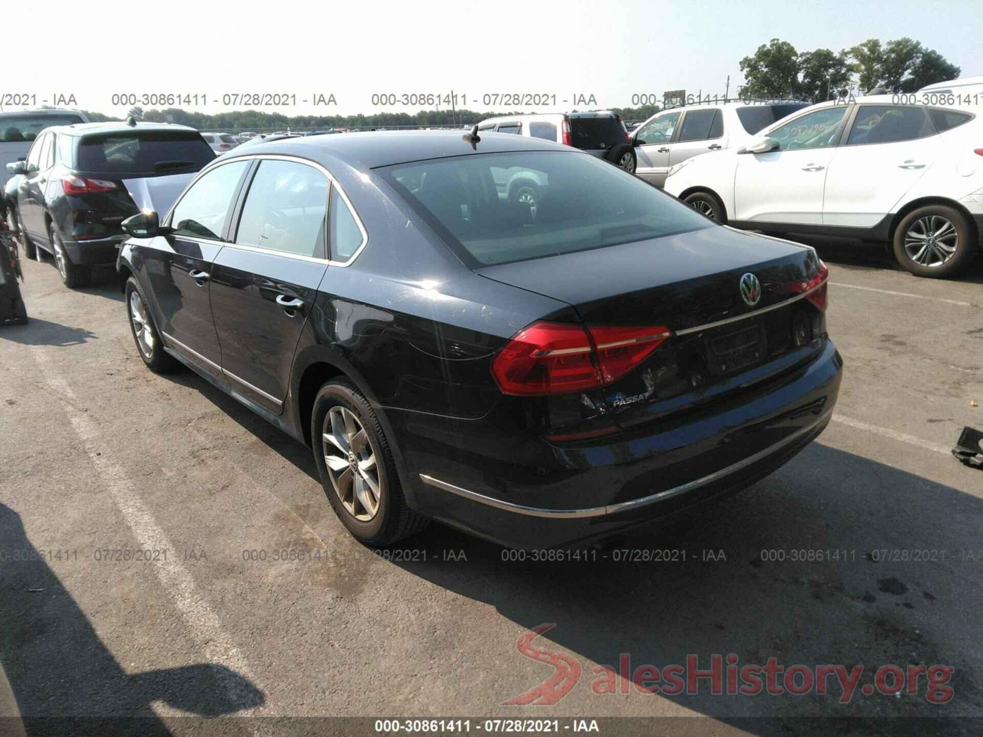 1VWAT7A35GC027679 2016 VOLKSWAGEN PASSAT